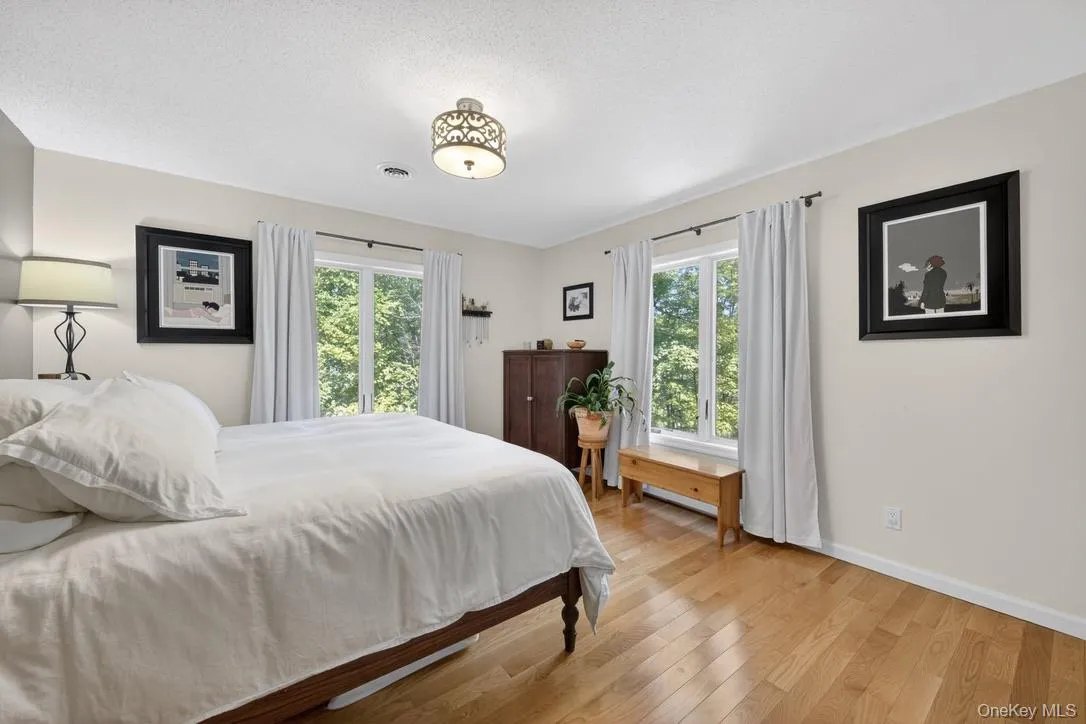 305 Oak Lane, Newburgh (town), NY, 3 Bedrooms Bedrooms, 8 Rooms Rooms,2 BathroomsBathrooms,Residential,For Rent,Oak,0,1047371 305 Oak Lane, Newburgh (town), NY, 3 Bedrooms Bedrooms, 8 Rooms Rooms,2 BathroomsBathrooms,Residential,For Rent,Oak,0,1047371
