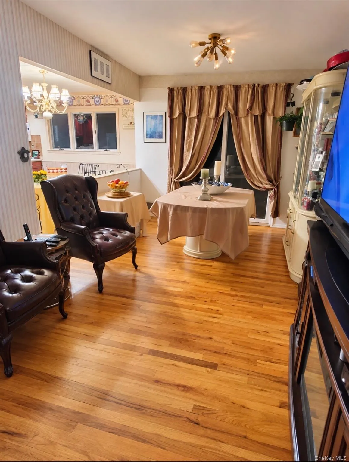 35 Kennedy Drive, Brookhaven, NY, 4 Bedrooms Bedrooms, 6 Rooms Rooms,1 BathroomBathrooms,Residential,For Rent,Kennedy,0,1047373 35 Kennedy Drive, Brookhaven, NY, 4 Bedrooms Bedrooms, 6 Rooms Rooms,1 BathroomBathrooms,Residential,For Rent,Kennedy,0,1047373