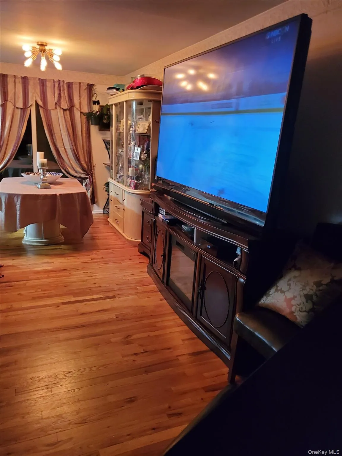 35 Kennedy Drive, Brookhaven, NY, 4 Bedrooms Bedrooms, 6 Rooms Rooms,1 BathroomBathrooms,Residential,For Rent,Kennedy,0,1047373 35 Kennedy Drive, Brookhaven, NY, 4 Bedrooms Bedrooms, 6 Rooms Rooms,1 BathroomBathrooms,Residential,For Rent,Kennedy,0,1047373