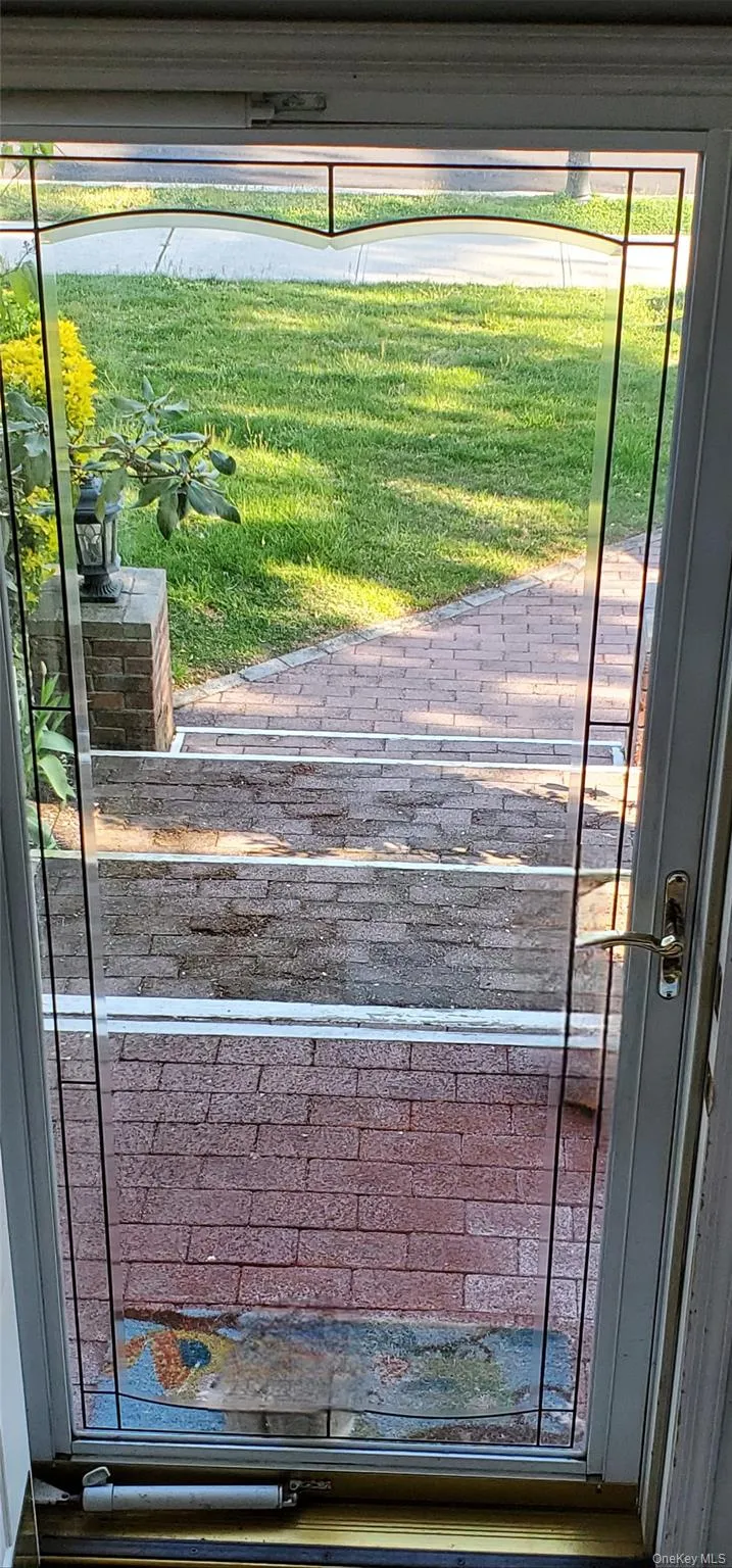 35 Kennedy Drive, Brookhaven, NY, 4 Bedrooms Bedrooms, 6 Rooms Rooms,1 BathroomBathrooms,Residential,For Rent,Kennedy,0,1047373 35 Kennedy Drive, Brookhaven, NY, 4 Bedrooms Bedrooms, 6 Rooms Rooms,1 BathroomBathrooms,Residential,For Rent,Kennedy,0,1047373