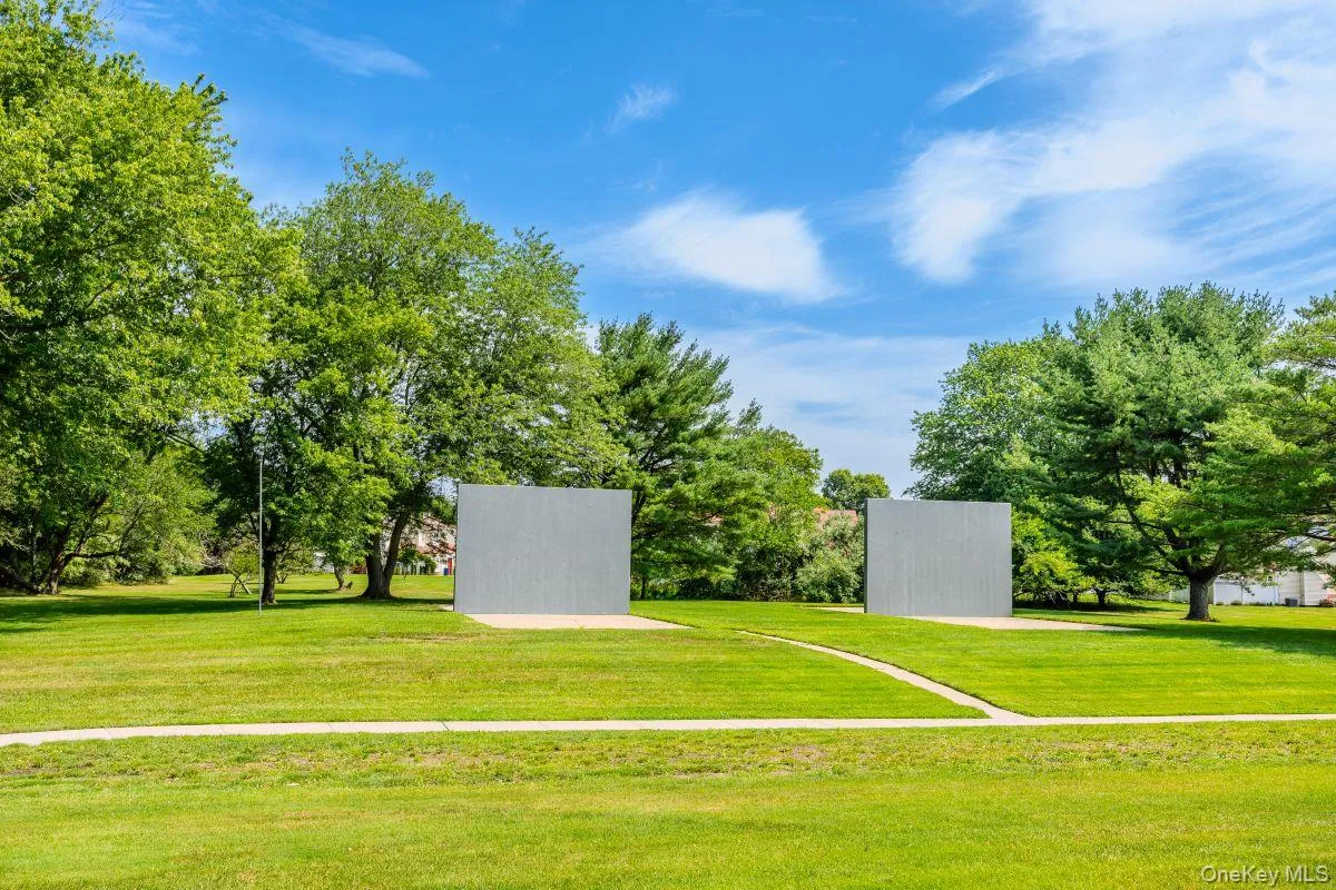 Strathmore Court Homeowners Association Handball Courts Strathmore Court Homeowners Association Handball Courts