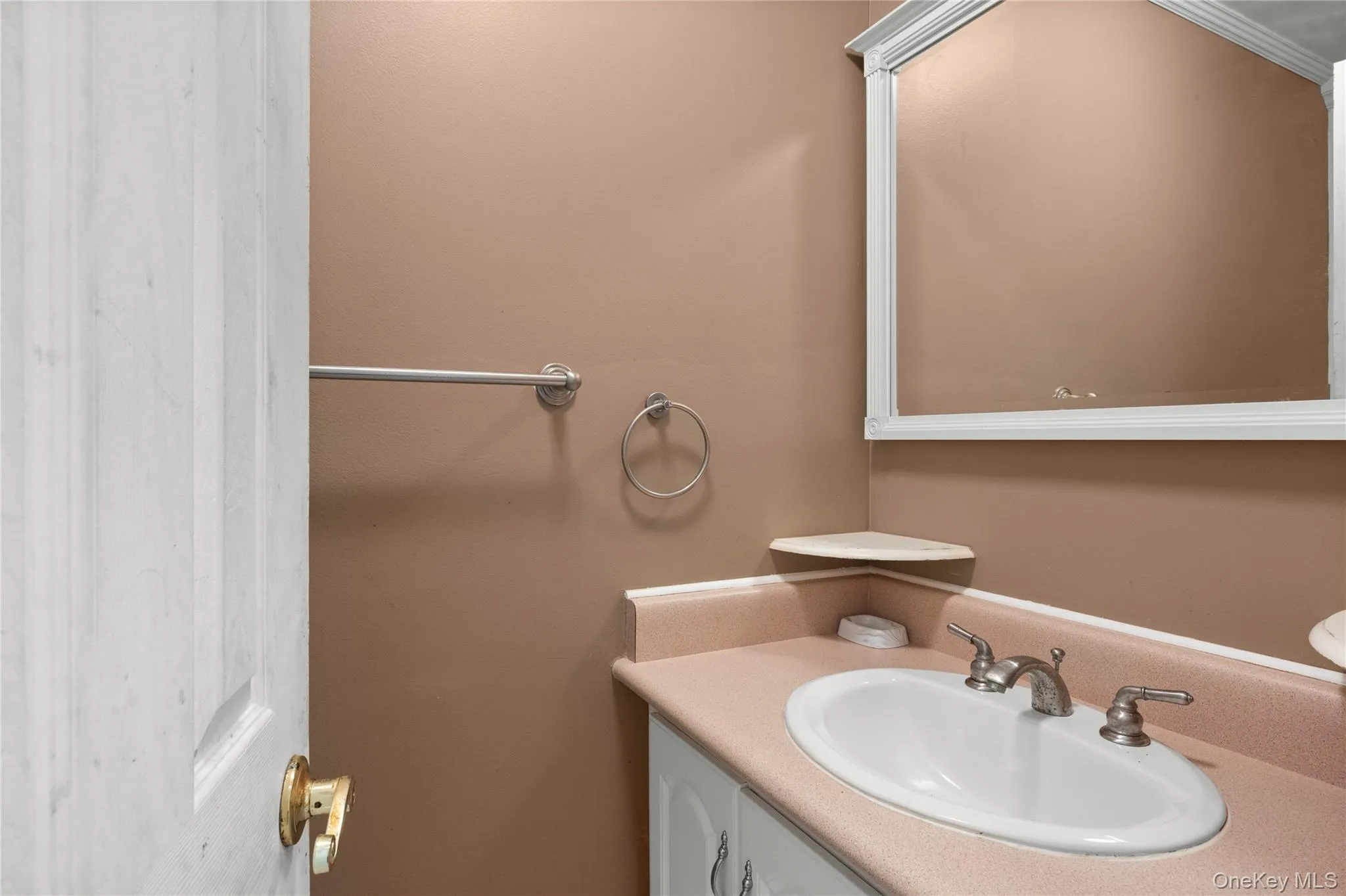 Convenient Half Bath on Main Level Convenient Half Bath on Main Level