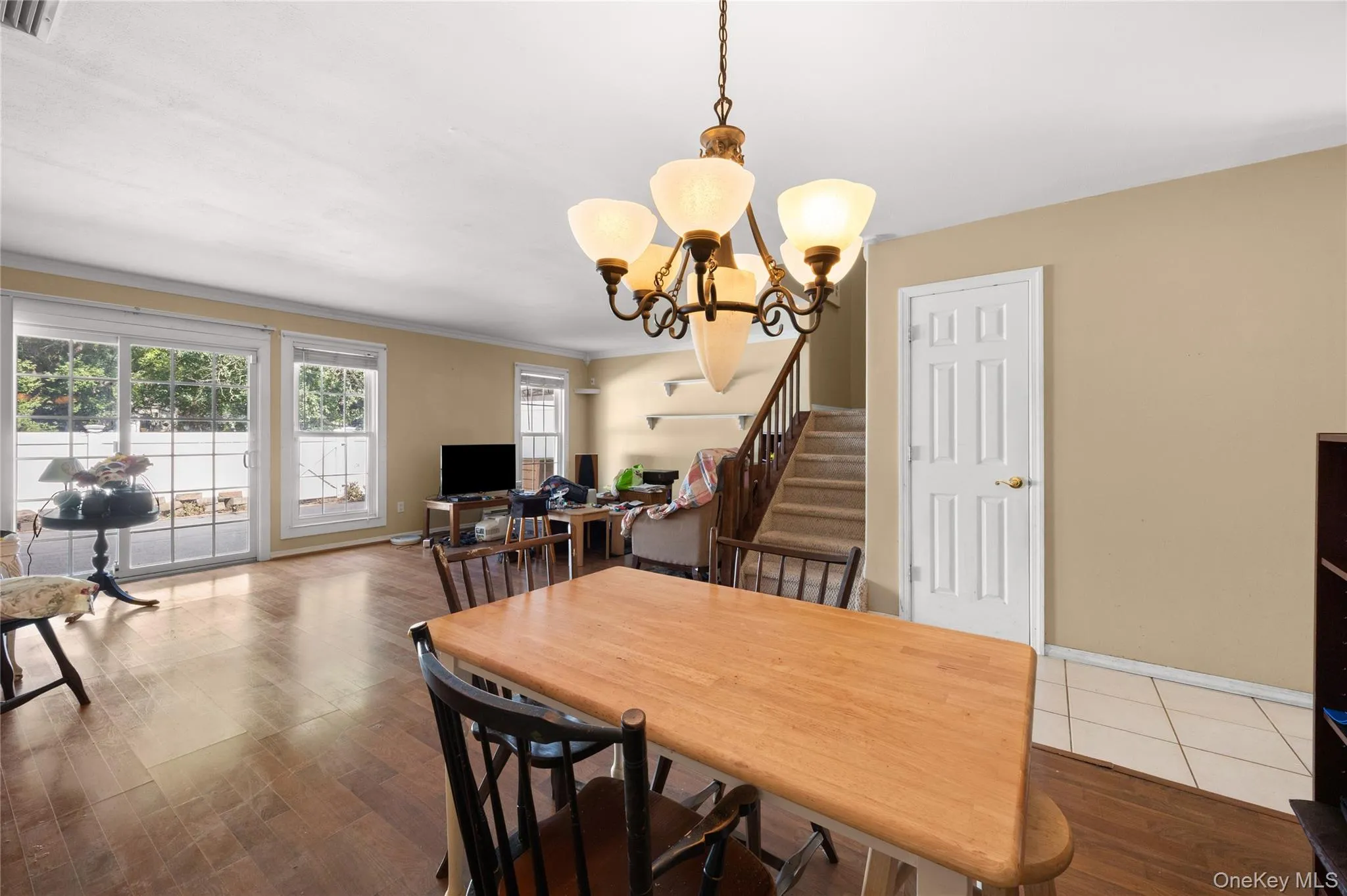 Dining & Living Room Area Dining & Living Room Area