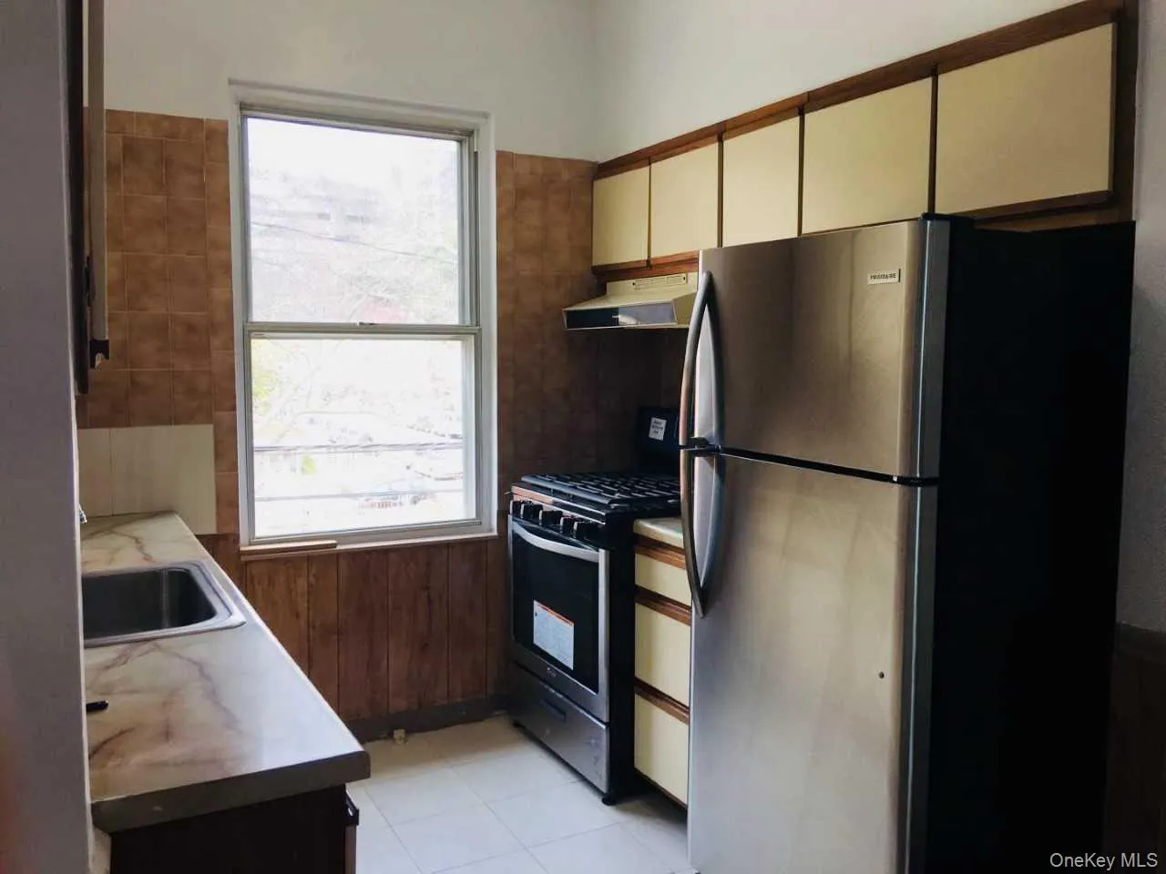 480 Riverdale Avenue, Yonkers, NY, 1 Bedroom Bedrooms, 3 Room Rooms,13 BathroomBathrooms,Residential Lease,For Rent,Riverdale,0,1047376 480 Riverdale Avenue, Yonkers, NY, 1 Bedroom Bedrooms, 3 Room Rooms,13 BathroomBathrooms,Residential Lease,For Rent,Riverdale,0,1047376