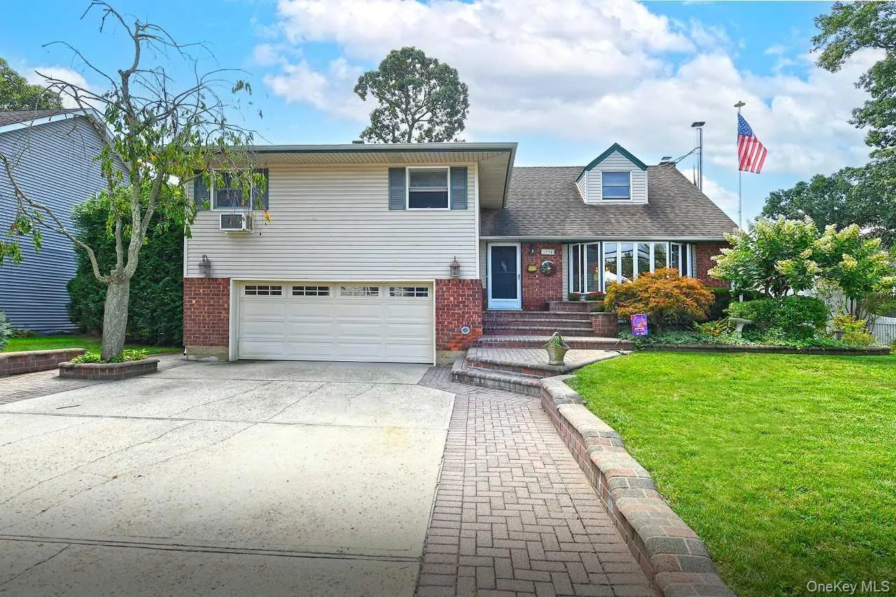 1994 Van Nostrand Avenue, Hempstead, NY, 4 Bedrooms Bedrooms, 8 Rooms Rooms,2 BathroomsBathrooms,Residential,For Rent,Van Nostrand,0,1047378 1994 Van Nostrand Avenue, Hempstead, NY, 4 Bedrooms Bedrooms, 8 Rooms Rooms,2 BathroomsBathrooms,Residential,For Rent,Van Nostrand,0,1047378