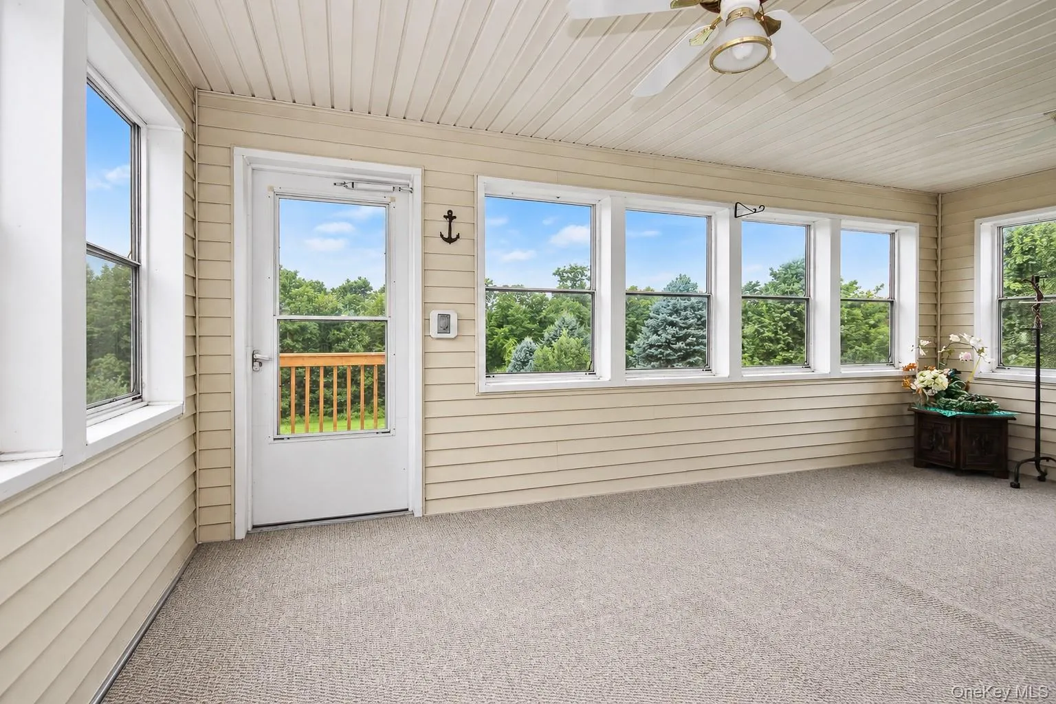 Outdoor access from Sunroom Outdoor access from Sunroom