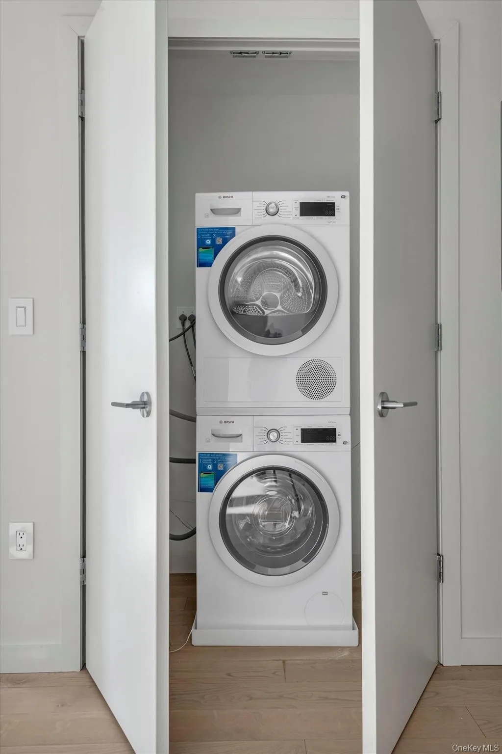 13102A 40th Road, New York, NY, 1 Bedroom Bedrooms, 2 Rooms Rooms,1 BathroomBathrooms,Residential,For Rent,40th,0,1047384 13102A 40th Road, New York, NY, 1 Bedroom Bedrooms, 2 Rooms Rooms,1 BathroomBathrooms,Residential,For Rent,40th,0,1047384