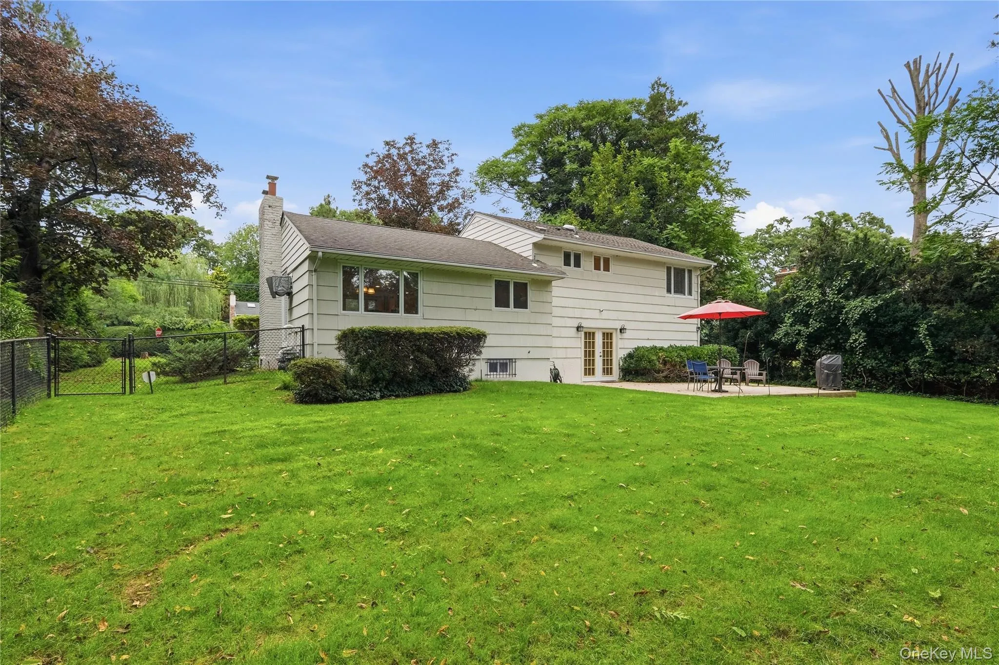 30 Oregon Drive, Huntington, NY, 3 Bedrooms Bedrooms, 8 Rooms Rooms,3 BathroomsBathrooms,Residential,For Rent,Oregon,0,1047387 30 Oregon Drive, Huntington, NY, 3 Bedrooms Bedrooms, 8 Rooms Rooms,3 BathroomsBathrooms,Residential,For Rent,Oregon,0,1047387