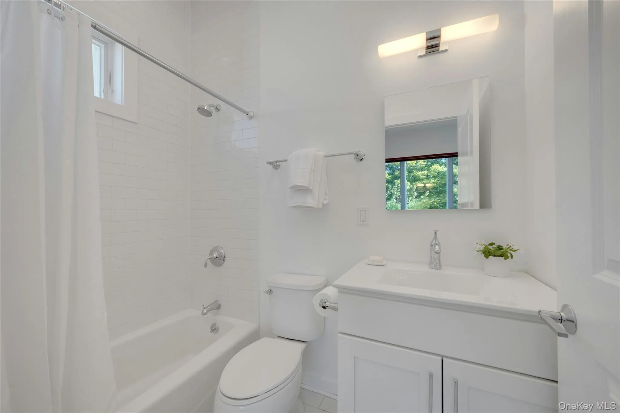Full bathroom in second bedroom Full bathroom in second bedroom