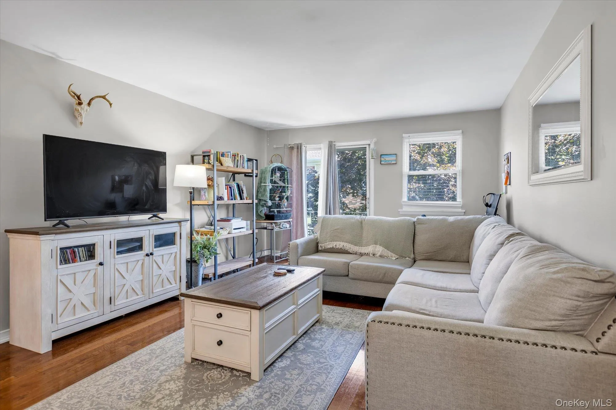 3909 Wilshire Lane, Islip, NY, 1 Bedroom Bedrooms, 4 Rooms Rooms,1 BathroomBathrooms,Residential,For Rent,Wilshire,0,1047399 3909 Wilshire Lane, Islip, NY, 1 Bedroom Bedrooms, 4 Rooms Rooms,1 BathroomBathrooms,Residential,For Rent,Wilshire,0,1047399