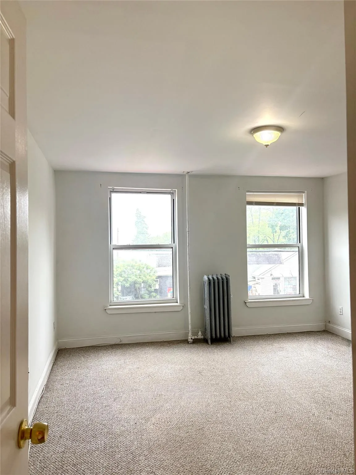 Bedroom or living room Bedroom or living room
