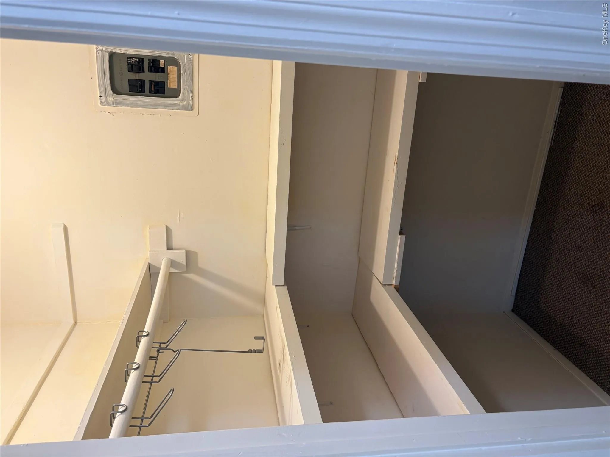 4 Fishkill Glen Drive, Fishkill, NY, 1 Bedroom Bedrooms, 4 Rooms Rooms,1 BathroomBathrooms,Residential Lease,For Rent,Fishkill Glen,0,1047402 4 Fishkill Glen Drive, Fishkill, NY, 1 Bedroom Bedrooms, 4 Rooms Rooms,1 BathroomBathrooms,Residential Lease,For Rent,Fishkill Glen,0,1047402