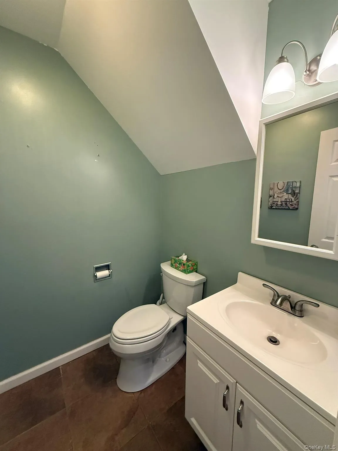 Downstairs 1/2 bath Downstairs 1/2 bath
