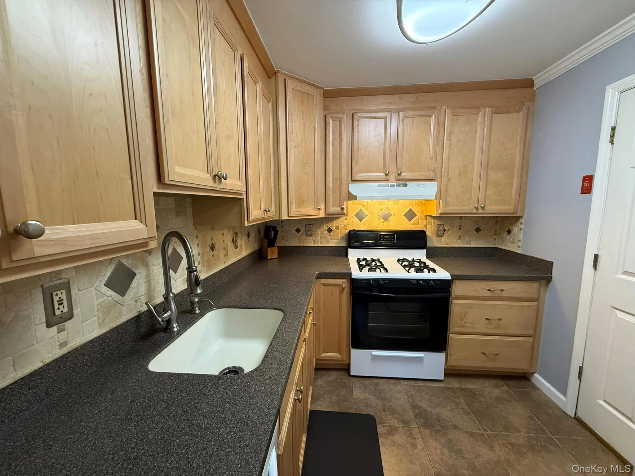 14 Brick Pond Road, Middletown, NY, 1 Bedroom Bedrooms, 4 Rooms Rooms,1 BathroomBathrooms,Residential,For Rent,Brick Pond,0,1047409 14 Brick Pond Road, Middletown, NY, 1 Bedroom Bedrooms, 4 Rooms Rooms,1 BathroomBathrooms,Residential,For Rent,Brick Pond,0,1047409
