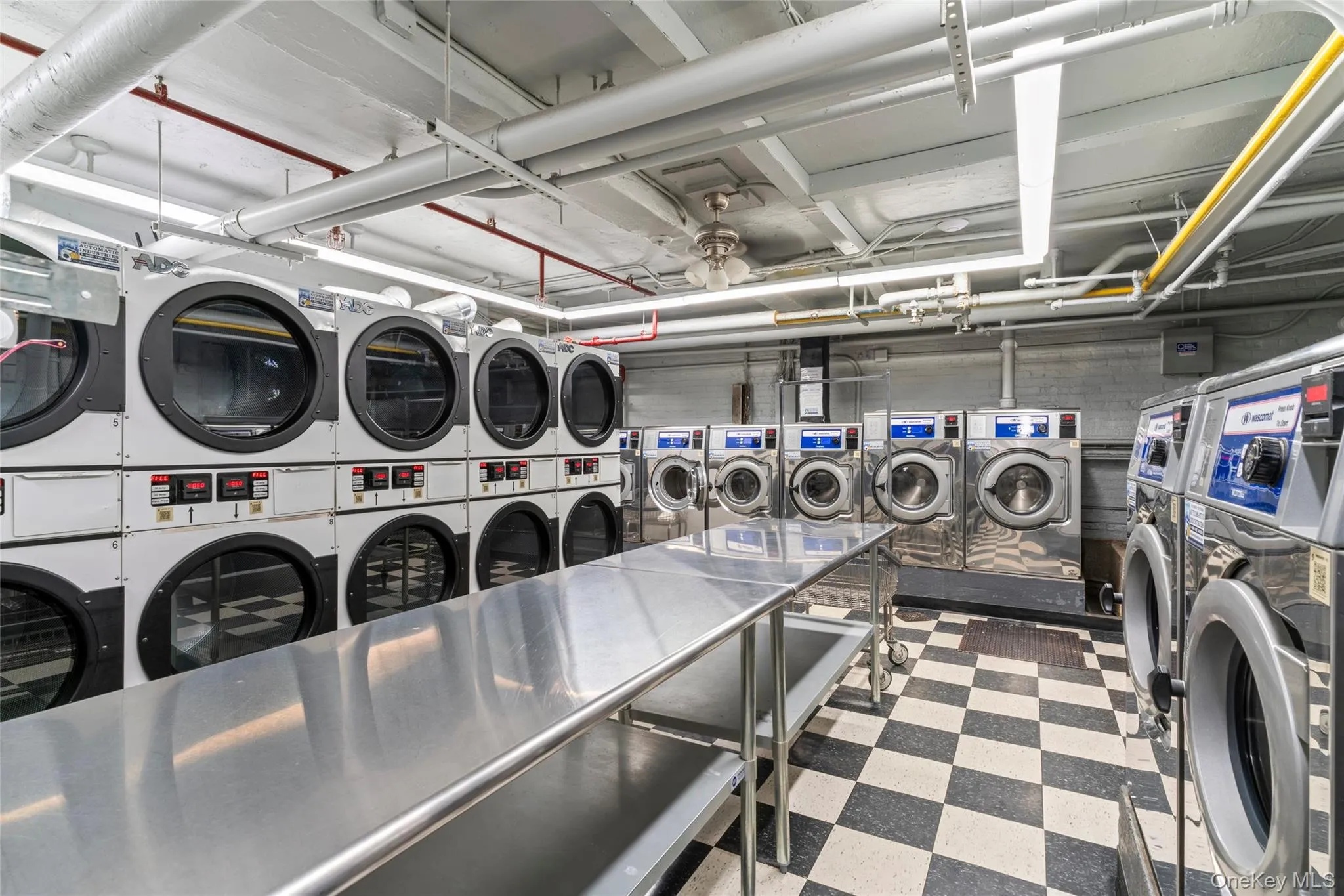 48-23 42nd Street, New York, NY, 1 Bedroom Bedrooms, 3 Rooms Rooms,1 BathroomBathrooms,Residential,For Rent,42nd,0,1047413 48-23 42nd Street, New York, NY, 1 Bedroom Bedrooms, 3 Rooms Rooms,1 BathroomBathrooms,Residential,For Rent,42nd,0,1047413