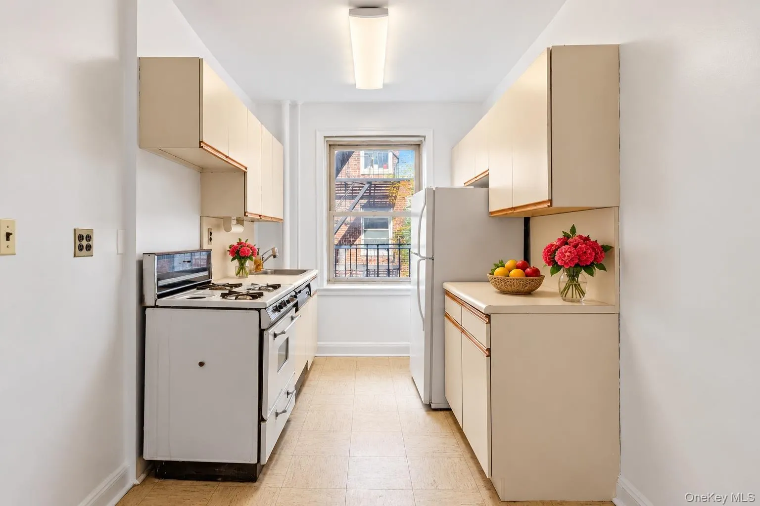 48-23 42nd Street, New York, NY, 1 Bedroom Bedrooms, 3 Rooms Rooms,1 BathroomBathrooms,Residential,For Rent,42nd,0,1047413 48-23 42nd Street, New York, NY, 1 Bedroom Bedrooms, 3 Rooms Rooms,1 BathroomBathrooms,Residential,For Rent,42nd,0,1047413