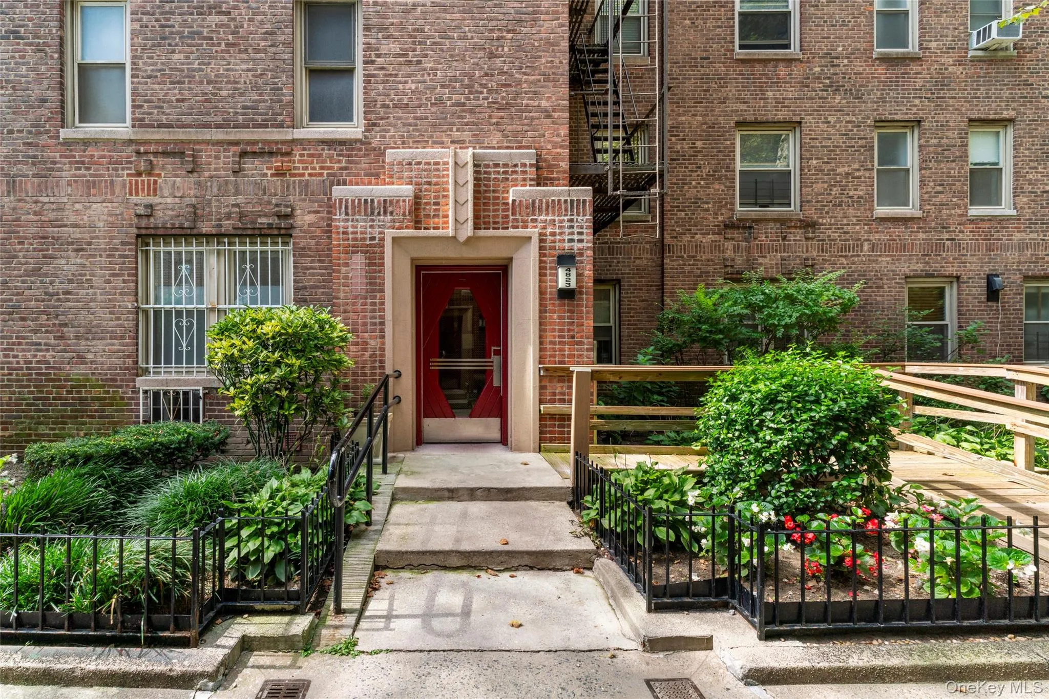 48-23 42nd Street, New York, NY, 1 Bedroom Bedrooms, 3 Rooms Rooms,1 BathroomBathrooms,Residential,For Rent,42nd,0,1047413 48-23 42nd Street, New York, NY, 1 Bedroom Bedrooms, 3 Rooms Rooms,1 BathroomBathrooms,Residential,For Rent,42nd,0,1047413
