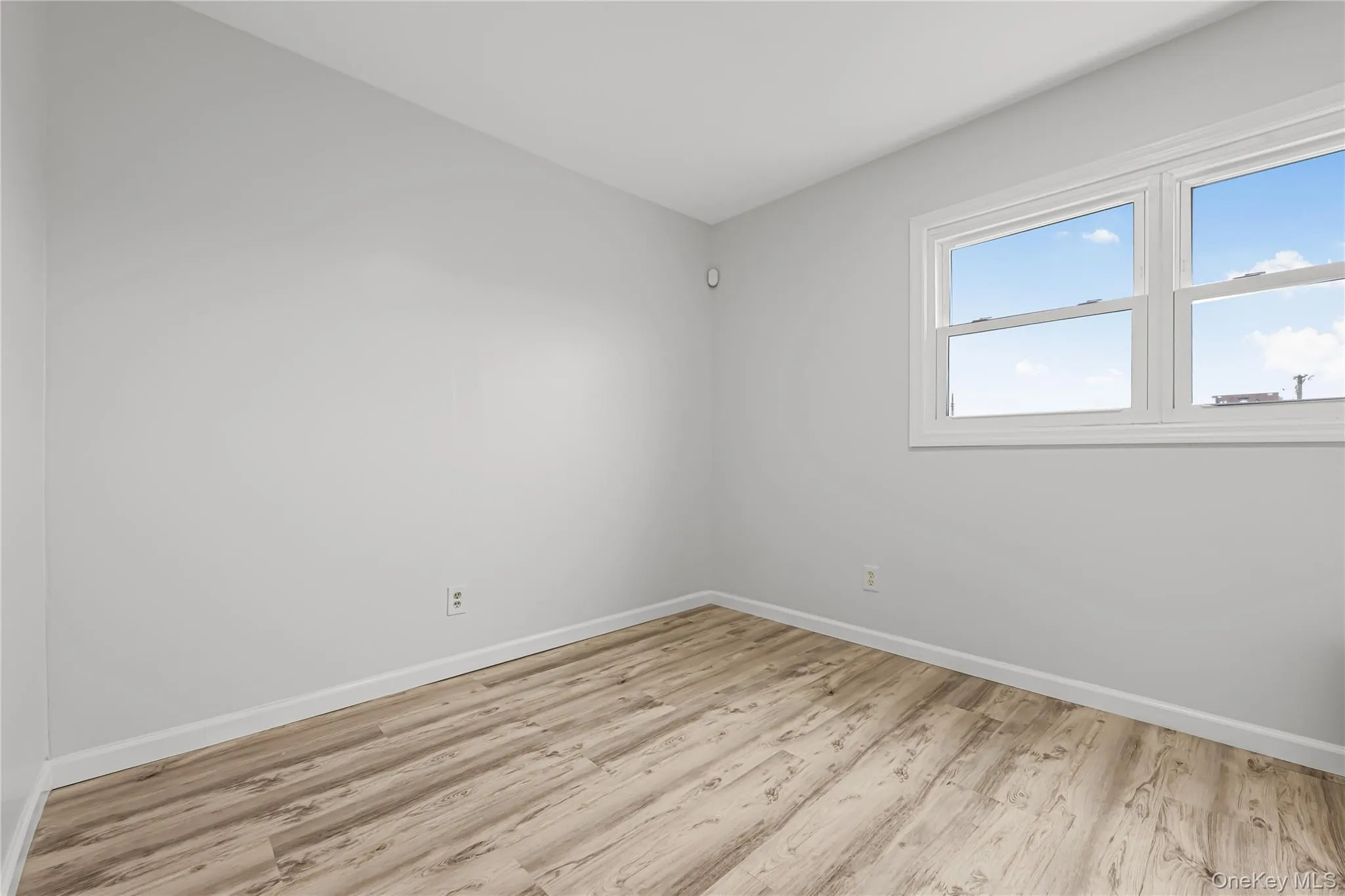 17343 103rd Road, New York, NY, 4 Bedrooms Bedrooms, 7 Rooms Rooms,2 BathroomsBathrooms,Residential,For Rent,103rd,0,1047414 17343 103rd Road, New York, NY, 4 Bedrooms Bedrooms, 7 Rooms Rooms,2 BathroomsBathrooms,Residential,For Rent,103rd,0,1047414