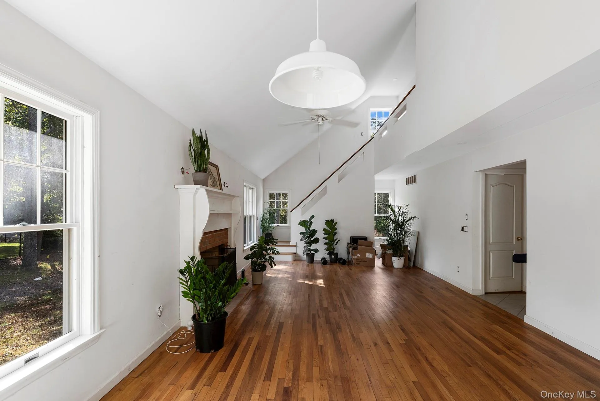 9 Wood Lot Lane, East Hampton, NY, 2 Bedrooms Bedrooms, 6 Rooms Rooms,2 BathroomsBathrooms,Residential,For Rent,Wood Lot Lane,0,1047415 9 Wood Lot Lane, East Hampton, NY, 2 Bedrooms Bedrooms, 6 Rooms Rooms,2 BathroomsBathrooms,Residential,For Rent,Wood Lot Lane,0,1047415