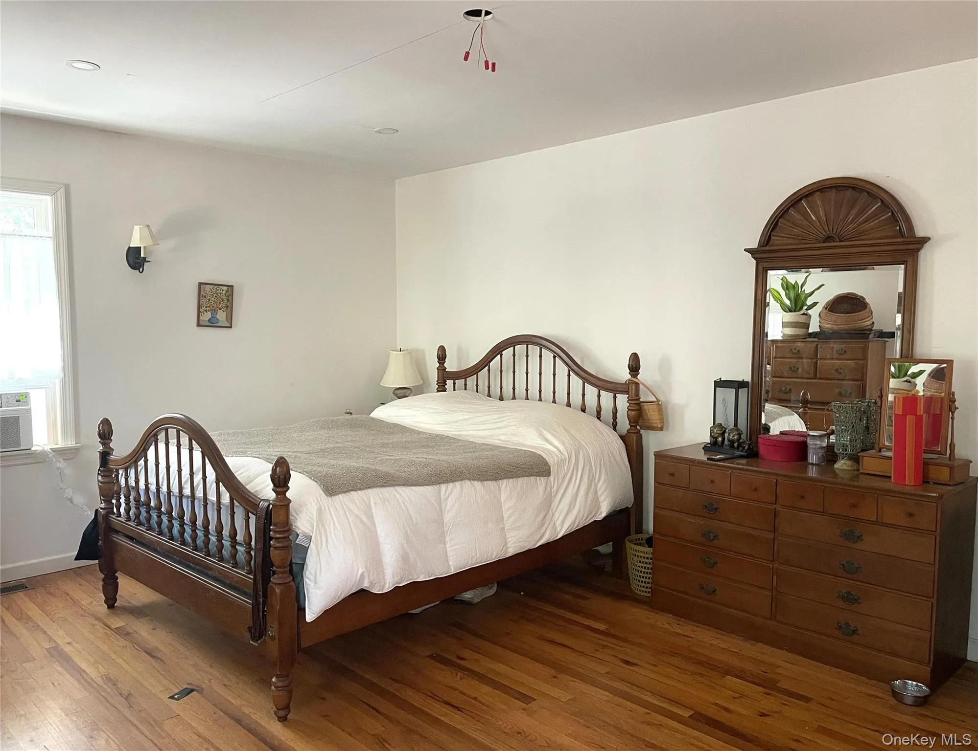 9 Wood Lot Lane, East Hampton, NY, 2 Bedrooms Bedrooms, 6 Rooms Rooms,2 BathroomsBathrooms,Residential,For Rent,Wood Lot Lane,0,1047415 9 Wood Lot Lane, East Hampton, NY, 2 Bedrooms Bedrooms, 6 Rooms Rooms,2 BathroomsBathrooms,Residential,For Rent,Wood Lot Lane,0,1047415