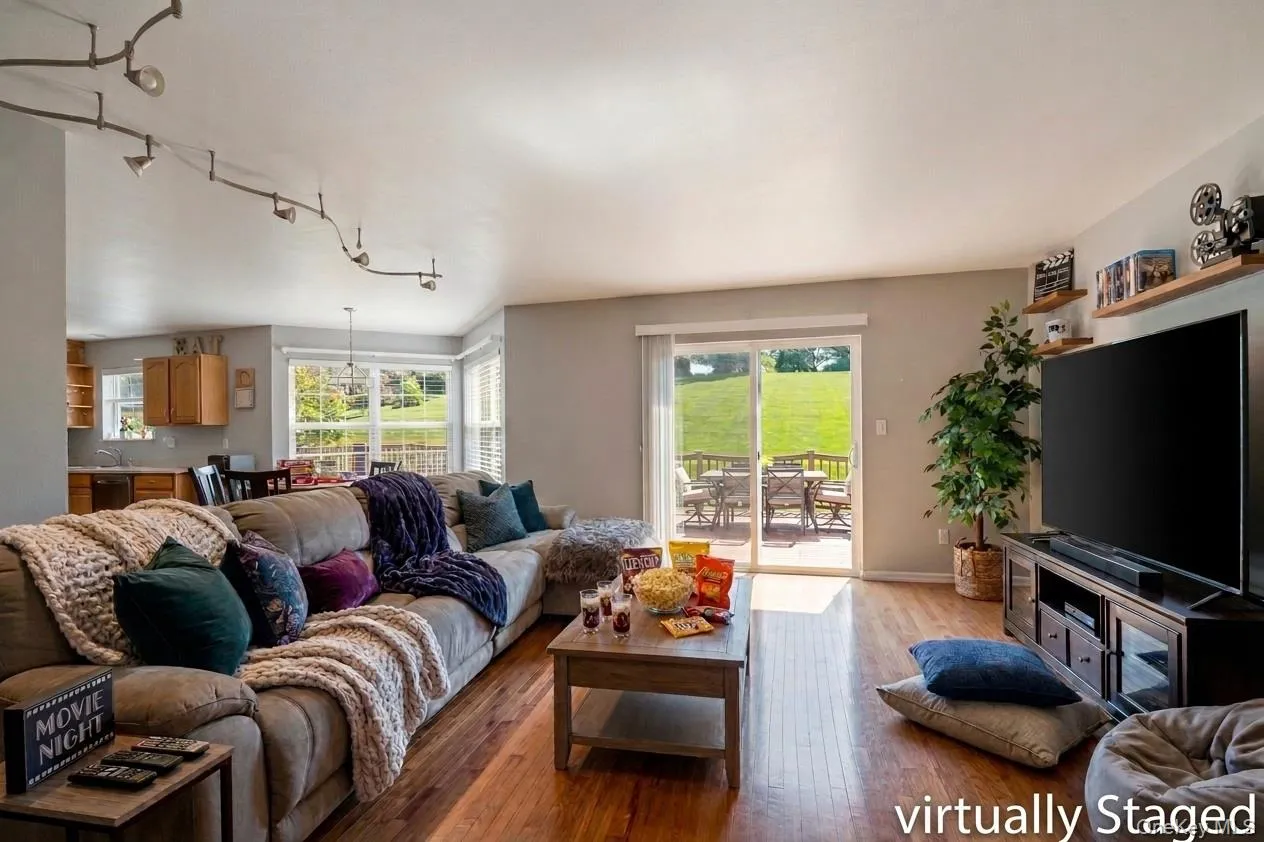 26 Gabriels Path, Beekman, NY, 4 Bedrooms Bedrooms, 9 Rooms Rooms,2 BathroomsBathrooms,Residential,For Rent,Gabriels,0,1047416 26 Gabriels Path, Beekman, NY, 4 Bedrooms Bedrooms, 9 Rooms Rooms,2 BathroomsBathrooms,Residential,For Rent,Gabriels,0,1047416