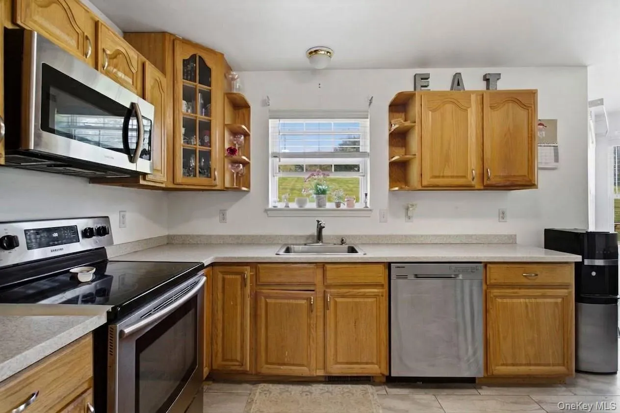 26 Gabriels Path, Beekman, NY, 4 Bedrooms Bedrooms, 9 Rooms Rooms,2 BathroomsBathrooms,Residential,For Rent,Gabriels,0,1047416 26 Gabriels Path, Beekman, NY, 4 Bedrooms Bedrooms, 9 Rooms Rooms,2 BathroomsBathrooms,Residential,For Rent,Gabriels,0,1047416