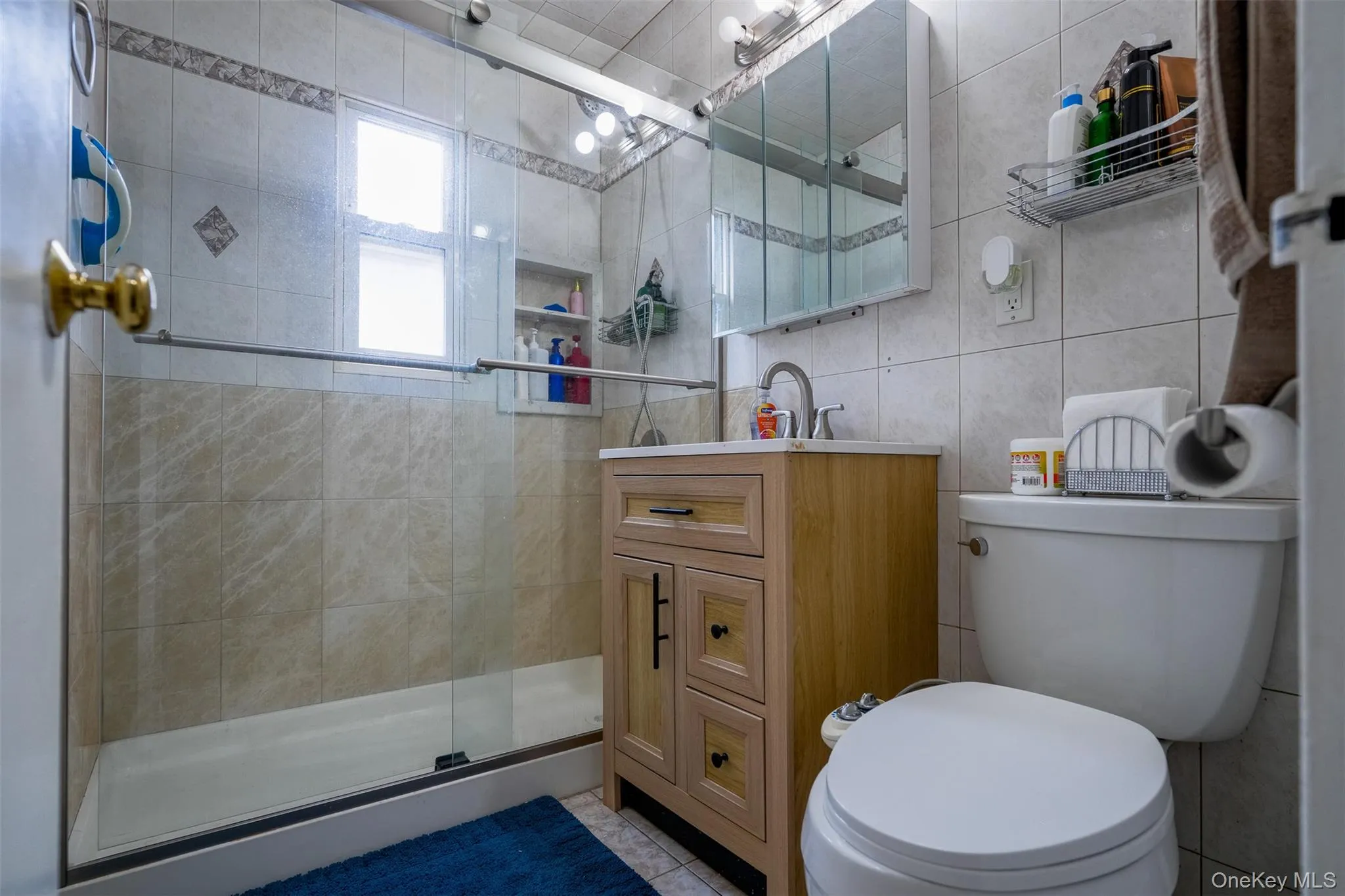 83-15 253rd Street, New York, NY, 4 Bedrooms Bedrooms, 8 Rooms Rooms,3 BathroomsBathrooms,Residential,For Rent,253rd,0,1047421 83-15 253rd Street, New York, NY, 4 Bedrooms Bedrooms, 8 Rooms Rooms,3 BathroomsBathrooms,Residential,For Rent,253rd,0,1047421