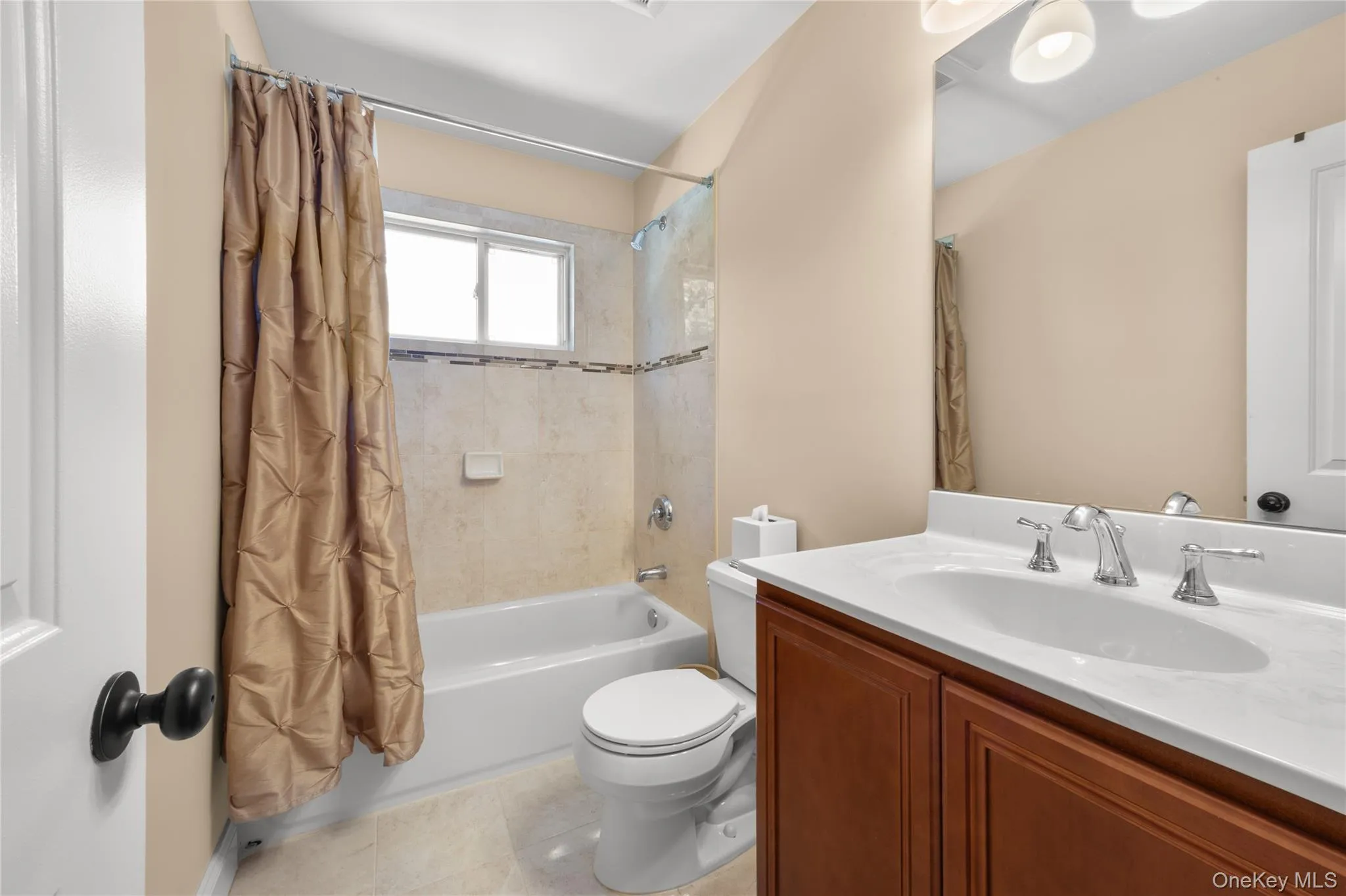 9 Valerie Court, Brookhaven, NY, 4 Bedrooms Bedrooms, 8 Rooms Rooms,2 BathroomsBathrooms,Residential,For Rent,Valerie,0,1047422 9 Valerie Court, Brookhaven, NY, 4 Bedrooms Bedrooms, 8 Rooms Rooms,2 BathroomsBathrooms,Residential,For Rent,Valerie,0,1047422