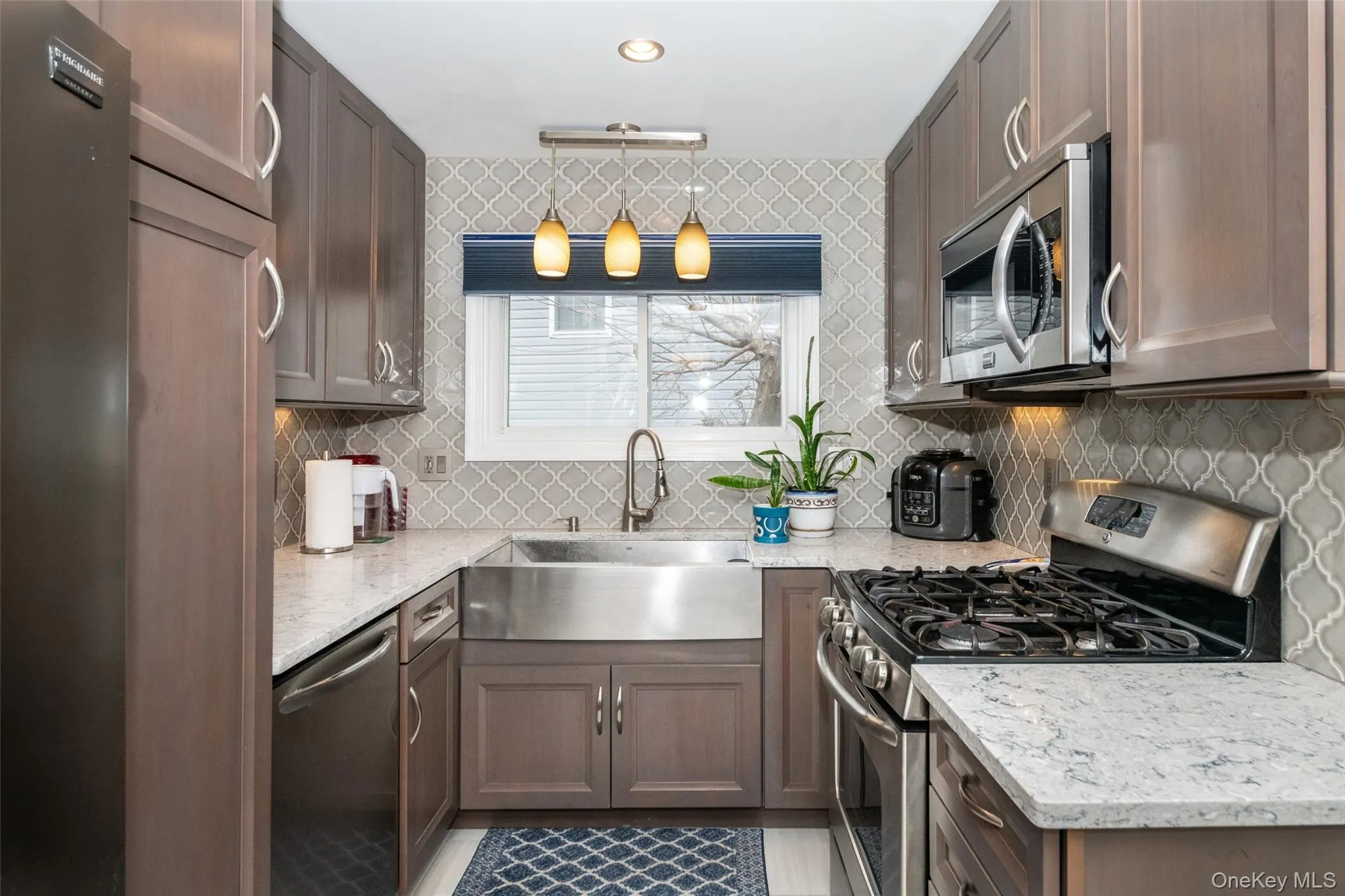 67 Newkirk Road, Yonkers, NY, 3 Bedrooms Bedrooms, 7 Rooms Rooms,2 BathroomsBathrooms,Residential Lease,For Rent,Newkirk,0,1047423 67 Newkirk Road, Yonkers, NY, 3 Bedrooms Bedrooms, 7 Rooms Rooms,2 BathroomsBathrooms,Residential Lease,For Rent,Newkirk,0,1047423