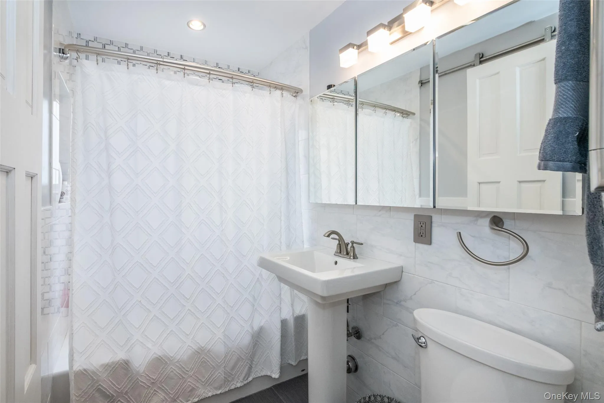 67 Newkirk Road, Yonkers, NY, 3 Bedrooms Bedrooms, 7 Rooms Rooms,2 BathroomsBathrooms,Residential Lease,For Rent,Newkirk,0,1047423 67 Newkirk Road, Yonkers, NY, 3 Bedrooms Bedrooms, 7 Rooms Rooms,2 BathroomsBathrooms,Residential Lease,For Rent,Newkirk,0,1047423