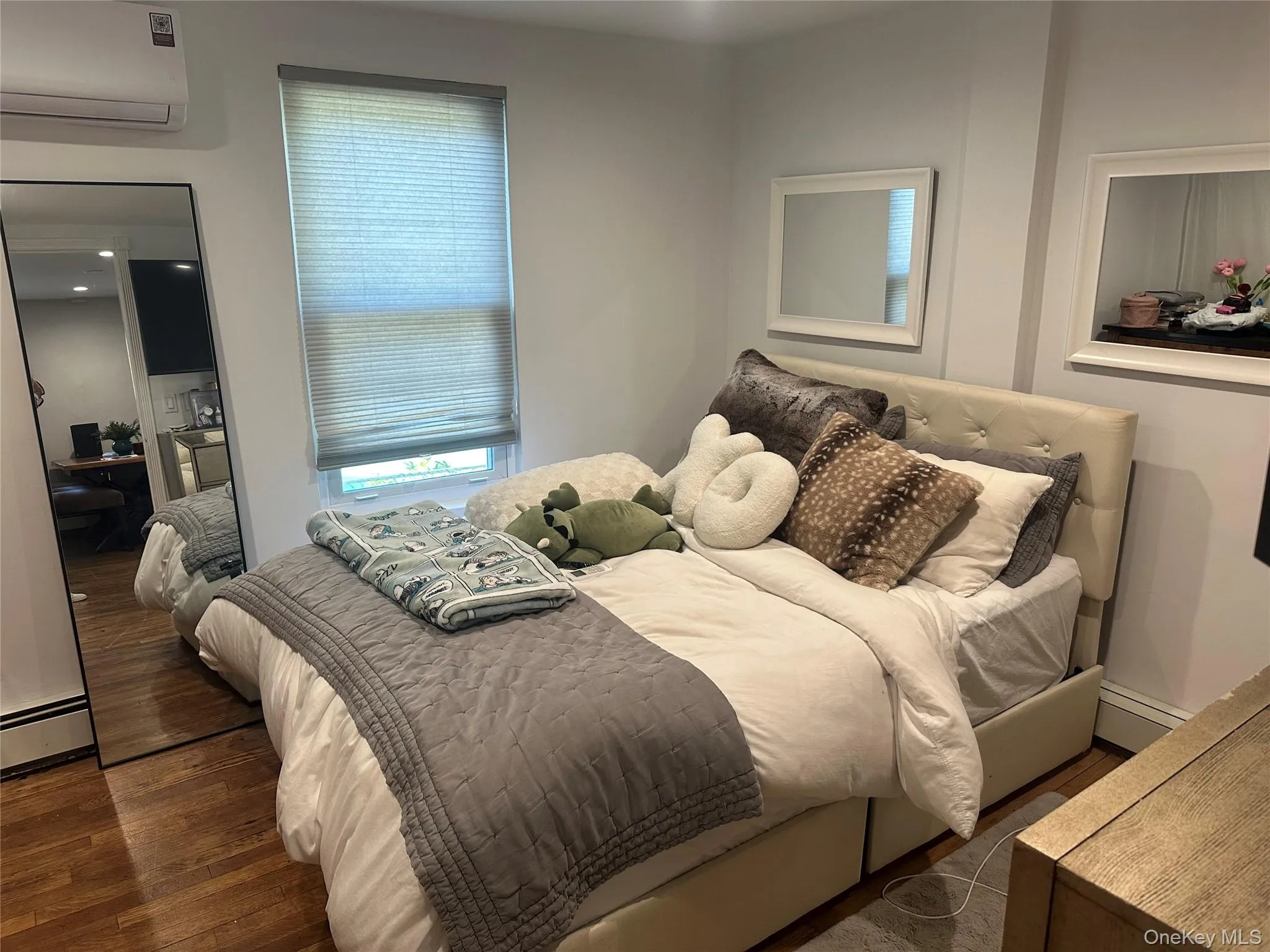 970 Main Street, Riverhead, NY, 3 Bedrooms Bedrooms, 7 Rooms Rooms,1 BathroomBathrooms,Residential,For Rent,Main,0,1047424 970 Main Street, Riverhead, NY, 3 Bedrooms Bedrooms, 7 Rooms Rooms,1 BathroomBathrooms,Residential,For Rent,Main,0,1047424