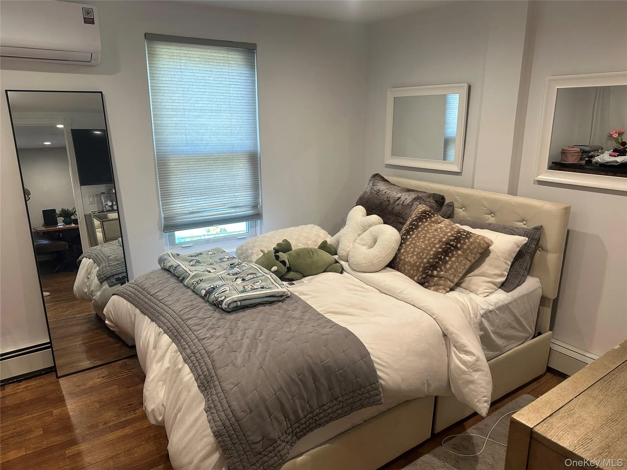 970 Main Street, Riverhead, NY, 3 Bedrooms Bedrooms, 7 Rooms Rooms,1 BathroomBathrooms,Residential,For Rent,Main,0,1047424 970 Main Street, Riverhead, NY, 3 Bedrooms Bedrooms, 7 Rooms Rooms,1 BathroomBathrooms,Residential,For Rent,Main,0,1047424