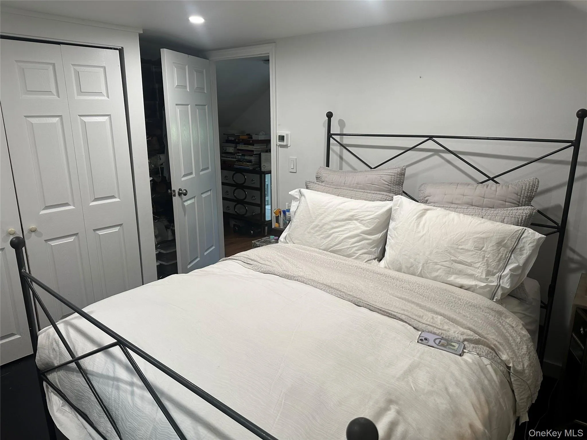 970 Main Street, Riverhead, NY, 3 Bedrooms Bedrooms, 7 Rooms Rooms,1 BathroomBathrooms,Residential,For Rent,Main,0,1047424 970 Main Street, Riverhead, NY, 3 Bedrooms Bedrooms, 7 Rooms Rooms,1 BathroomBathrooms,Residential,For Rent,Main,0,1047424