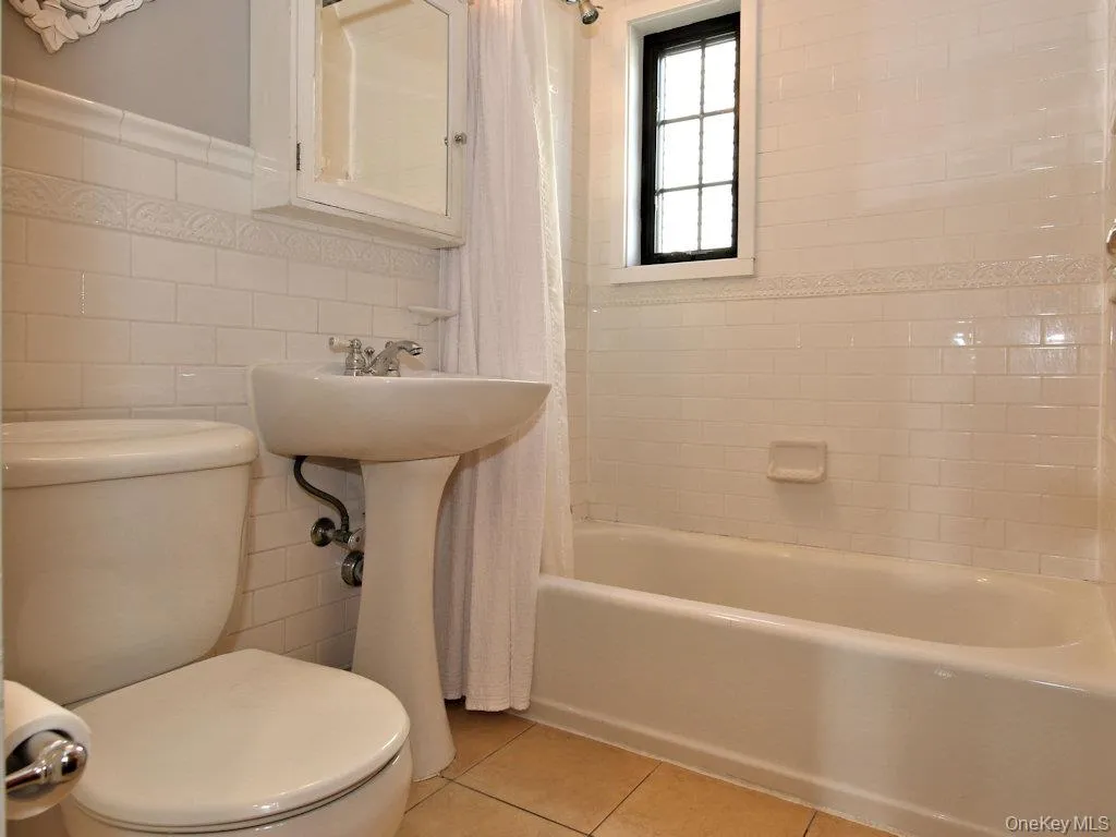 1315 Langdon Lane, Mamaroneck, NY, 3 Bedrooms Bedrooms, 6 Rooms Rooms,2 BathroomsBathrooms,Residential,For Rent,Langdon,0,1047430 1315 Langdon Lane, Mamaroneck, NY, 3 Bedrooms Bedrooms, 6 Rooms Rooms,2 BathroomsBathrooms,Residential,For Rent,Langdon,0,1047430