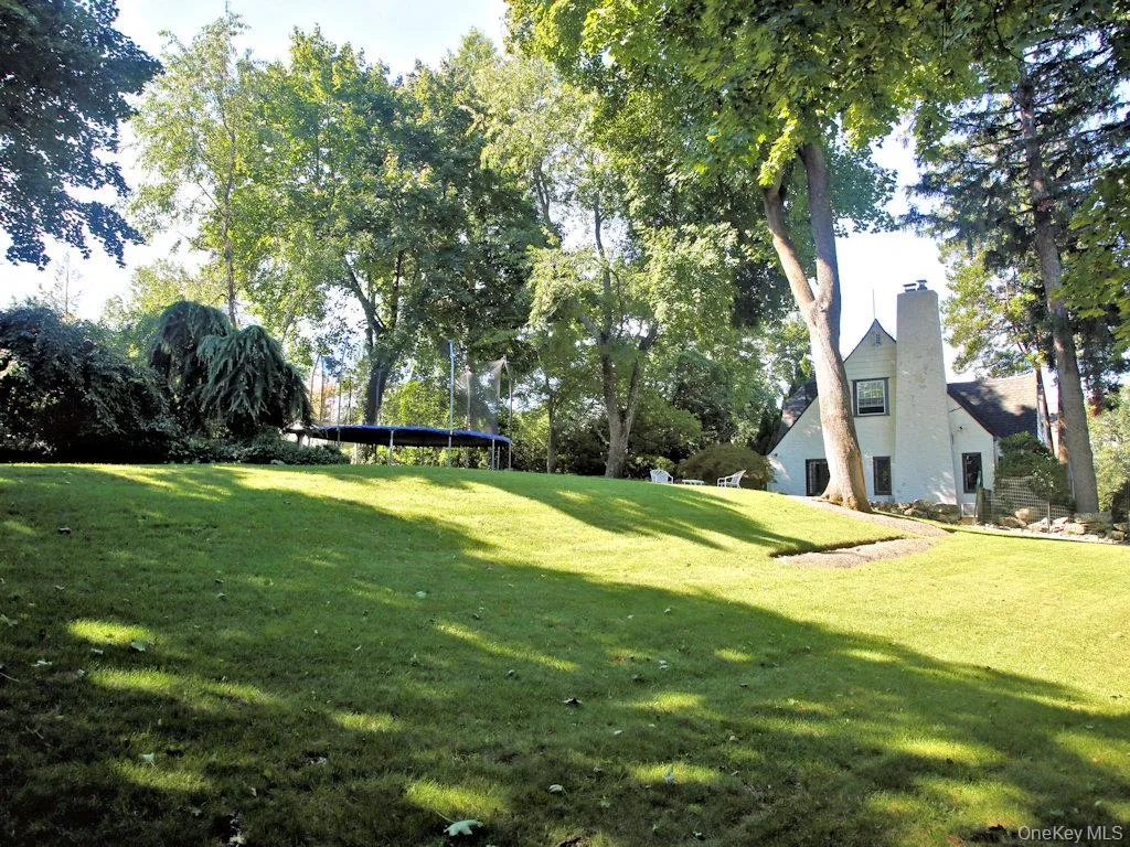 1315 Langdon Lane, Mamaroneck, NY, 3 Bedrooms Bedrooms, 6 Rooms Rooms,2 BathroomsBathrooms,Residential,For Rent,Langdon,0,1047430 1315 Langdon Lane, Mamaroneck, NY, 3 Bedrooms Bedrooms, 6 Rooms Rooms,2 BathroomsBathrooms,Residential,For Rent,Langdon,0,1047430