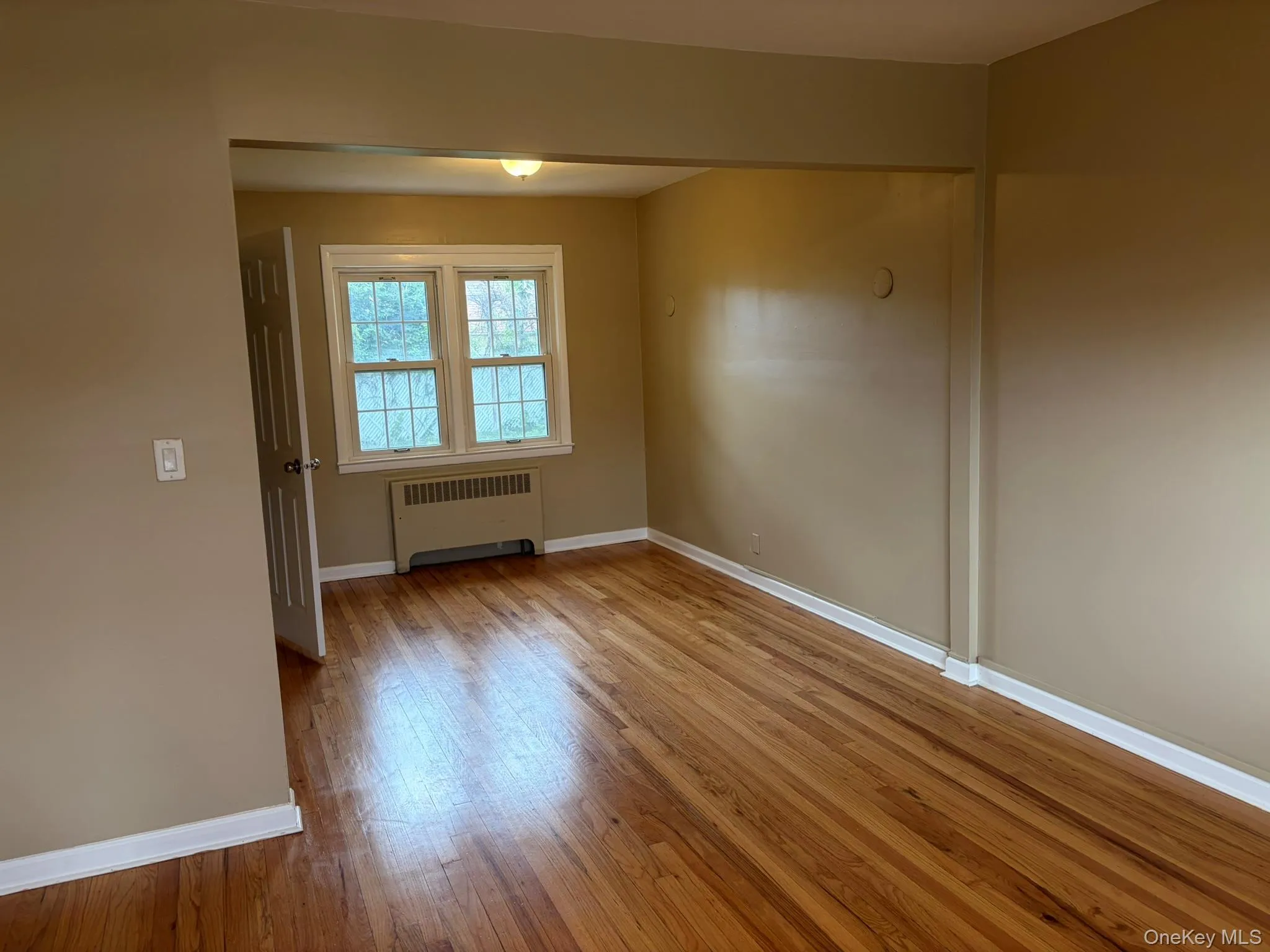 243 Lee Avenue, Oyster Bay, NY, 4 Bedroom Bedrooms, 8 Room Rooms,3 BathroomBathrooms,Residential Lease,For Rent,Lee,0,1047433 243 Lee Avenue, Oyster Bay, NY, 4 Bedroom Bedrooms, 8 Room Rooms,3 BathroomBathrooms,Residential Lease,For Rent,Lee,0,1047433
