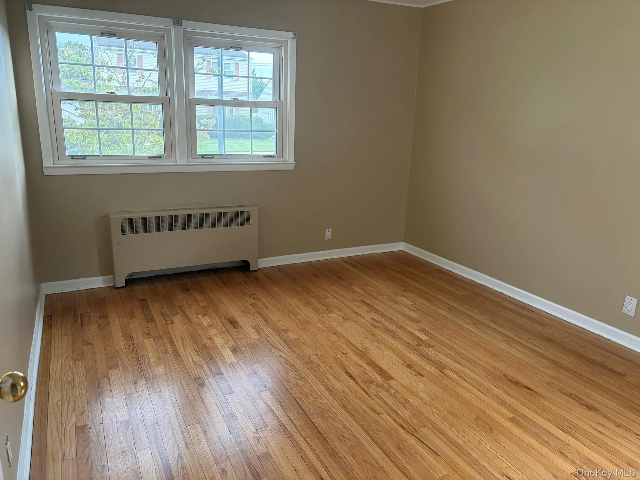 243 Lee Avenue, Oyster Bay, NY, 4 Bedroom Bedrooms, 8 Room Rooms,3 BathroomBathrooms,Residential Lease,For Rent,Lee,0,1047433 243 Lee Avenue, Oyster Bay, NY, 4 Bedroom Bedrooms, 8 Room Rooms,3 BathroomBathrooms,Residential Lease,For Rent,Lee,0,1047433