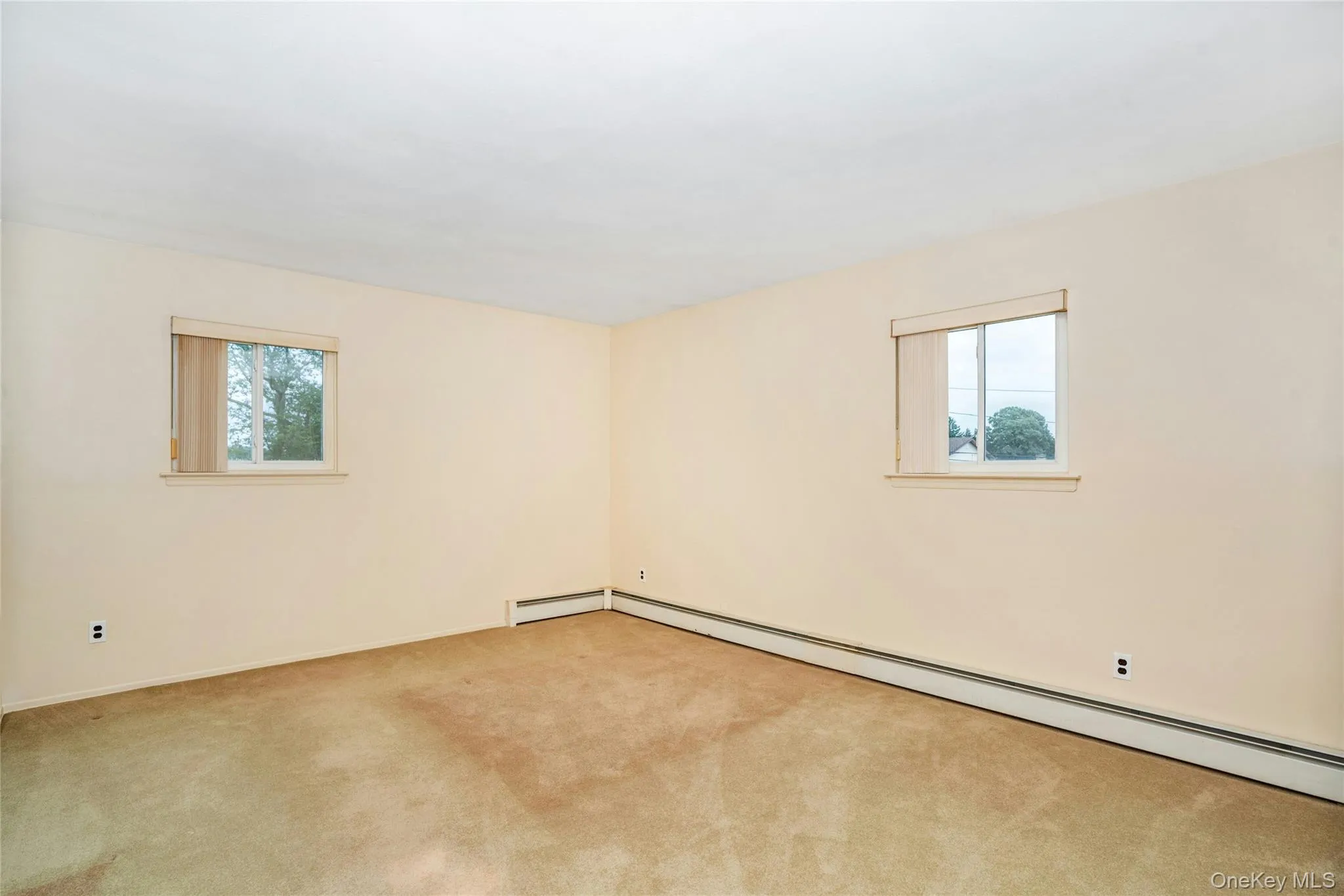 416 Old Country Road, Babylon, NY, 4 Bedrooms Bedrooms, 12 Rooms Rooms,2 BathroomsBathrooms,Residential,For Rent,Old Country,0,1047436 416 Old Country Road, Babylon, NY, 4 Bedrooms Bedrooms, 12 Rooms Rooms,2 BathroomsBathrooms,Residential,For Rent,Old Country,0,1047436