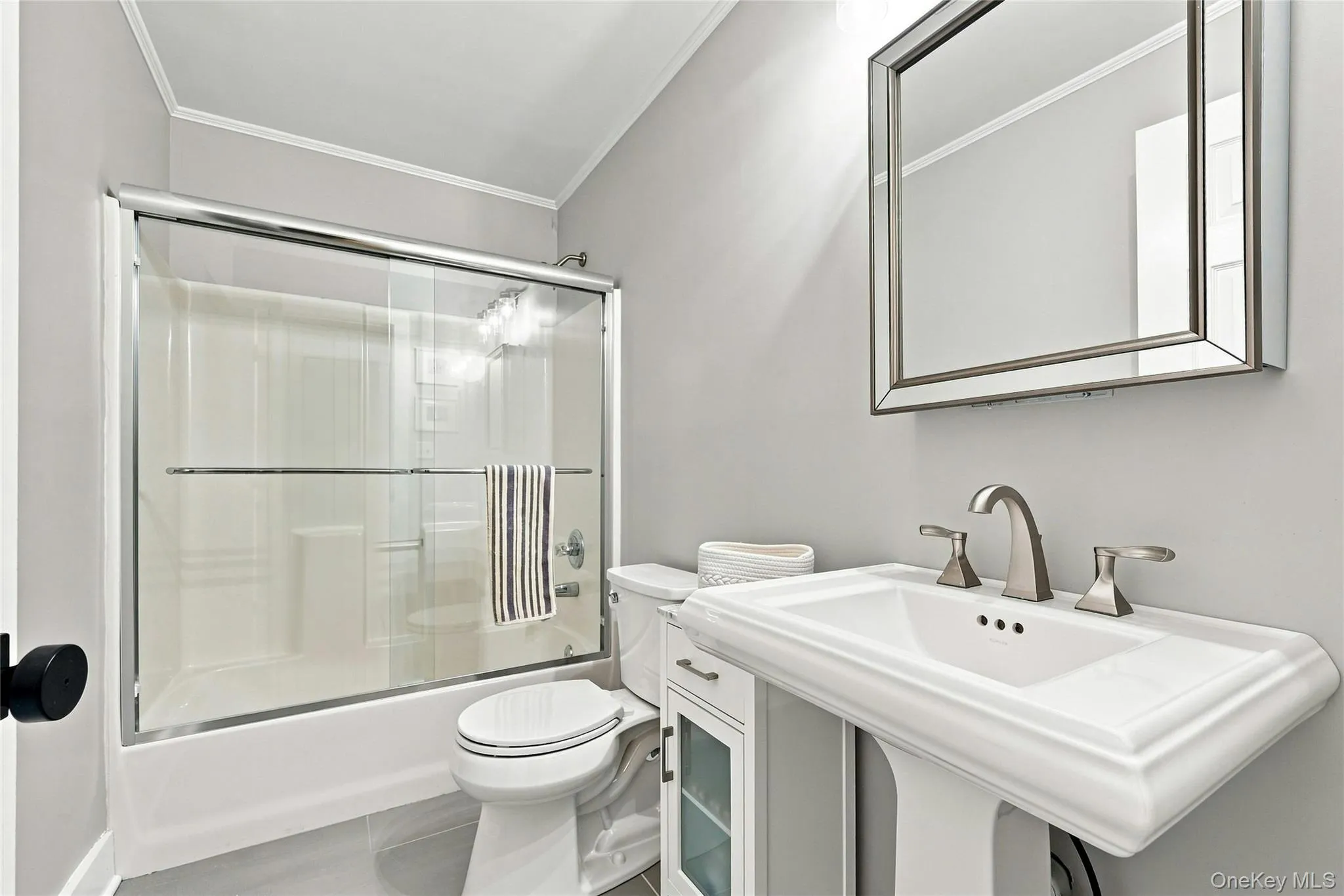 2737 Rocky Point Road, Southold, NY, 4 Bedrooms Bedrooms, 7 Rooms Rooms,3 BathroomsBathrooms,Residential,For Rent,Rocky Point,0,1047439 2737 Rocky Point Road, Southold, NY, 4 Bedrooms Bedrooms, 7 Rooms Rooms,3 BathroomsBathrooms,Residential,For Rent,Rocky Point,0,1047439