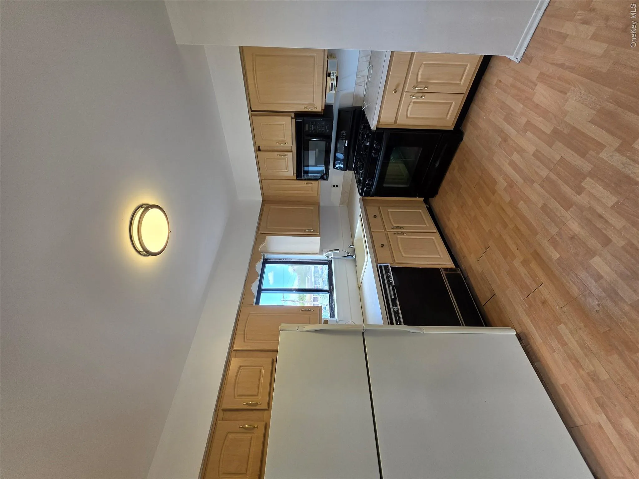 153-14 83rd Street, New York, NY, 3 Bedrooms Bedrooms, 9 Rooms Rooms,2 BathroomsBathrooms,Residential,For Rent,83rd,0,1047440 153-14 83rd Street, New York, NY, 3 Bedrooms Bedrooms, 9 Rooms Rooms,2 BathroomsBathrooms,Residential,For Rent,83rd,0,1047440