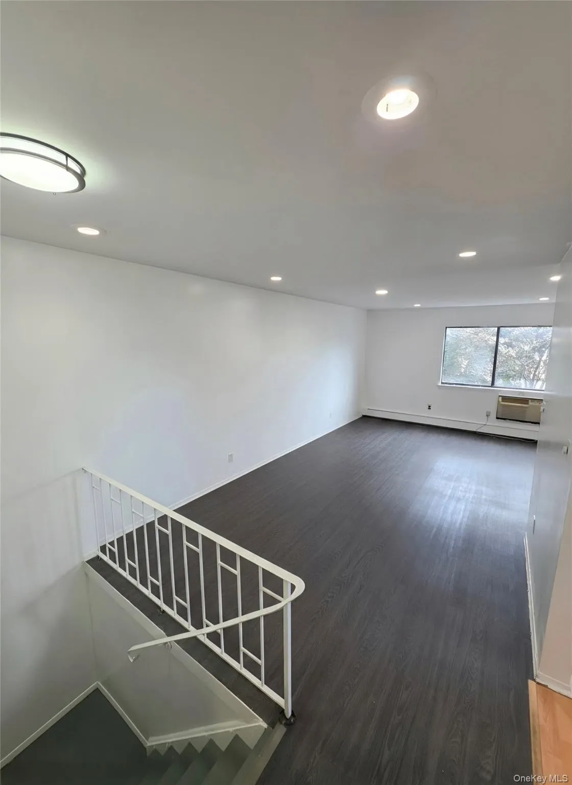 153-14 83rd Street, New York, NY, 3 Bedrooms Bedrooms, 9 Rooms Rooms,2 BathroomsBathrooms,Residential,For Rent,83rd,0,1047440 153-14 83rd Street, New York, NY, 3 Bedrooms Bedrooms, 9 Rooms Rooms,2 BathroomsBathrooms,Residential,For Rent,83rd,0,1047440