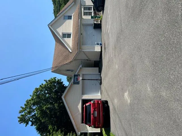 27 Washington Avenue, Ramapo, NY, 2 Bedrooms Bedrooms, 5 Rooms Rooms,1 BathroomBathrooms,Residential Lease,For Rent,Washington,0,1047457 27 Washington Avenue, Ramapo, NY, 2 Bedrooms Bedrooms, 5 Rooms Rooms,1 BathroomBathrooms,Residential Lease,For Rent,Washington,0,1047457