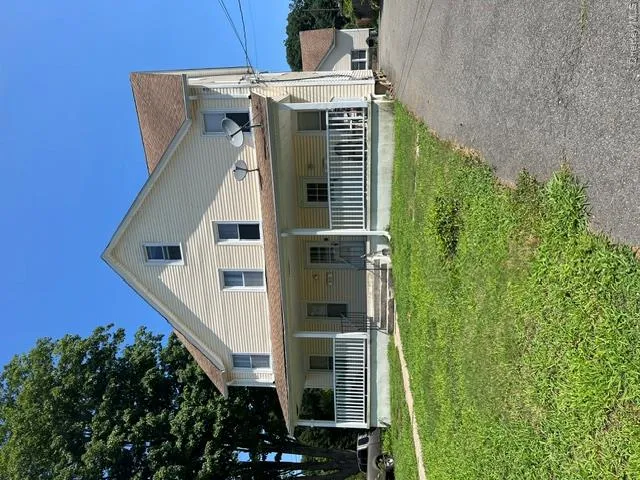 27 Washington Avenue, Ramapo, NY, 2 Bedrooms Bedrooms, 5 Rooms Rooms,1 BathroomBathrooms,Residential Lease,For Rent,Washington,0,1047457 27 Washington Avenue, Ramapo, NY, 2 Bedrooms Bedrooms, 5 Rooms Rooms,1 BathroomBathrooms,Residential Lease,For Rent,Washington,0,1047457
