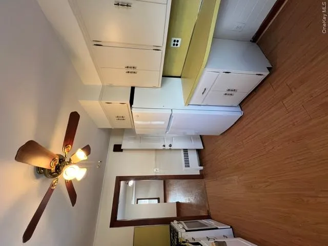 27 Washington Avenue, Ramapo, NY, 2 Bedrooms Bedrooms, 5 Rooms Rooms,1 BathroomBathrooms,Residential Lease,For Rent,Washington,0,1047457 27 Washington Avenue, Ramapo, NY, 2 Bedrooms Bedrooms, 5 Rooms Rooms,1 BathroomBathrooms,Residential Lease,For Rent,Washington,0,1047457