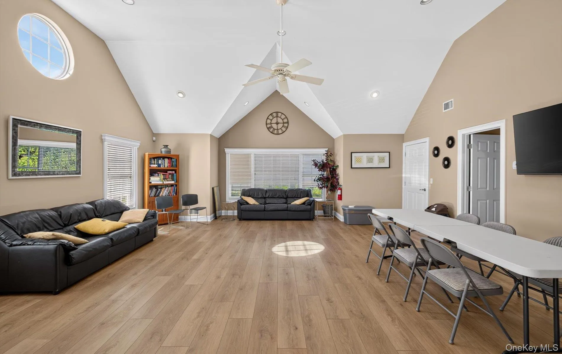5 Monitor Road, Smithtown, NY, 2 Bedrooms Bedrooms, 5 Rooms Rooms,2 BathroomsBathrooms,Residential,For Rent,Monitor,0,1047459 5 Monitor Road, Smithtown, NY, 2 Bedrooms Bedrooms, 5 Rooms Rooms,2 BathroomsBathrooms,Residential,For Rent,Monitor,0,1047459
