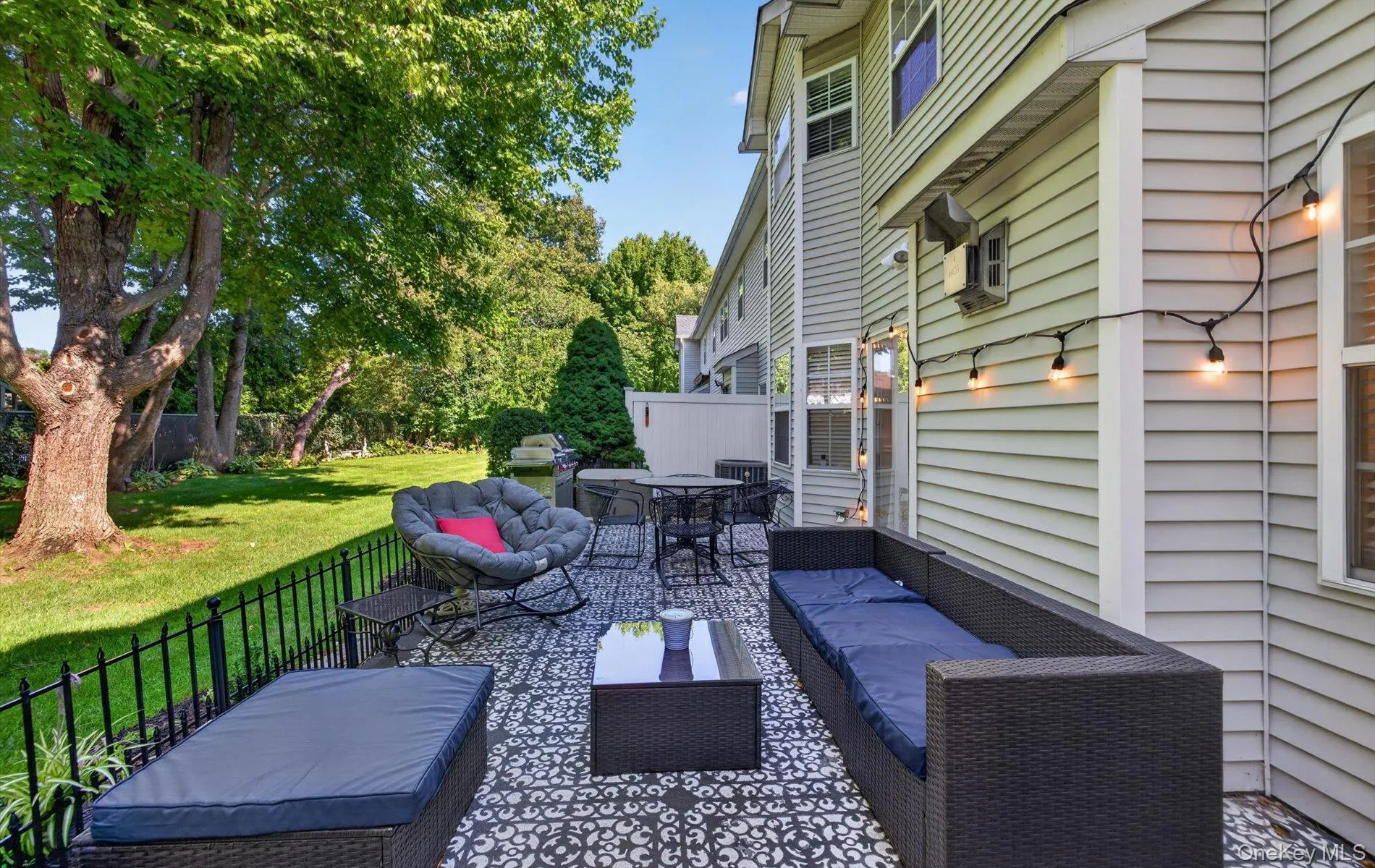 5 Monitor Road, Smithtown, NY, 2 Bedrooms Bedrooms, 5 Rooms Rooms,2 BathroomsBathrooms,Residential,For Rent,Monitor,0,1047459 5 Monitor Road, Smithtown, NY, 2 Bedrooms Bedrooms, 5 Rooms Rooms,2 BathroomsBathrooms,Residential,For Rent,Monitor,0,1047459