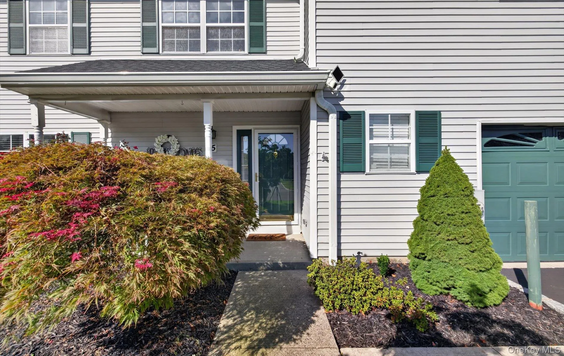 5 Monitor Road, Smithtown, NY, 2 Bedrooms Bedrooms, 5 Rooms Rooms,2 BathroomsBathrooms,Residential,For Rent,Monitor,0,1047459 5 Monitor Road, Smithtown, NY, 2 Bedrooms Bedrooms, 5 Rooms Rooms,2 BathroomsBathrooms,Residential,For Rent,Monitor,0,1047459