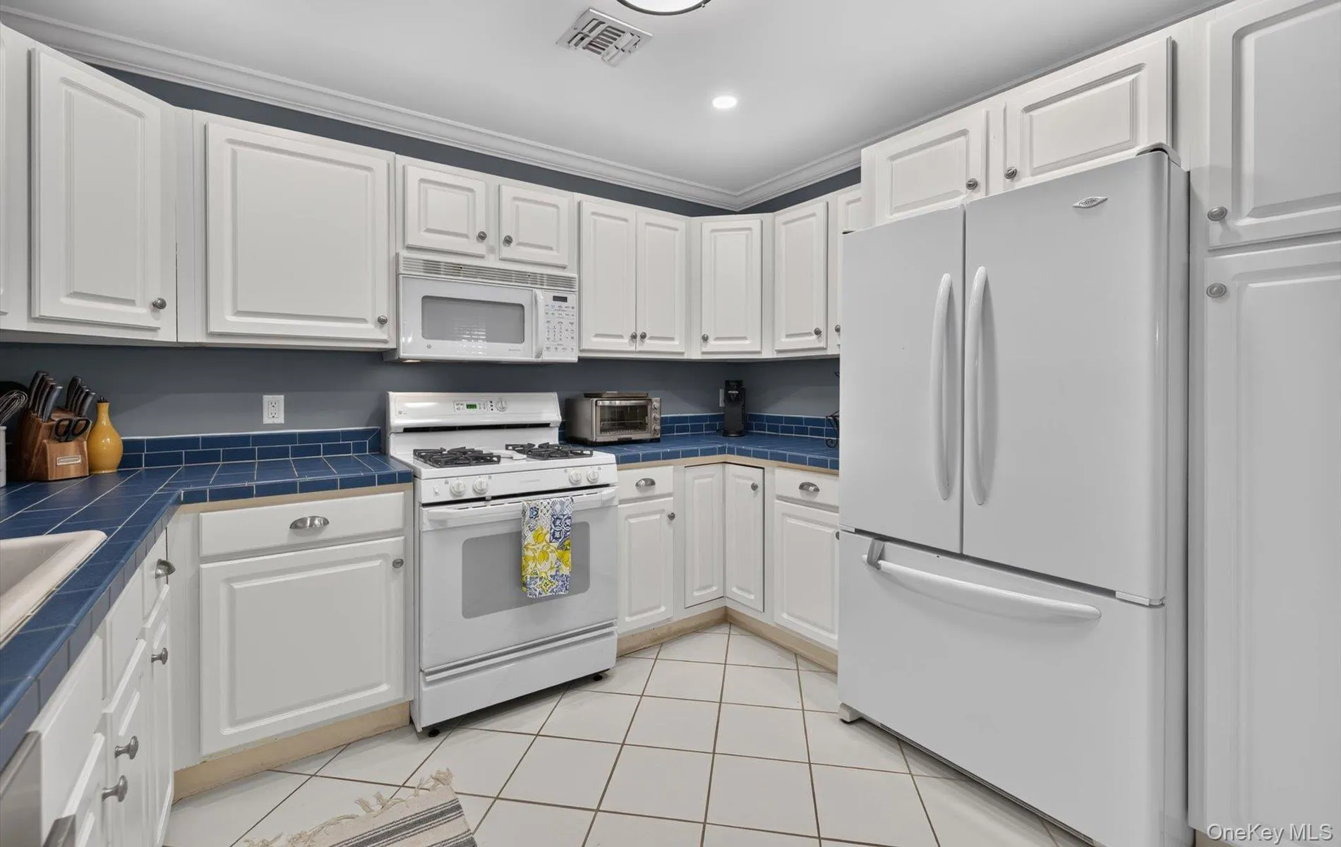 5 Monitor Road, Smithtown, NY, 2 Bedrooms Bedrooms, 5 Rooms Rooms,2 BathroomsBathrooms,Residential,For Rent,Monitor,0,1047459 5 Monitor Road, Smithtown, NY, 2 Bedrooms Bedrooms, 5 Rooms Rooms,2 BathroomsBathrooms,Residential,For Rent,Monitor,0,1047459