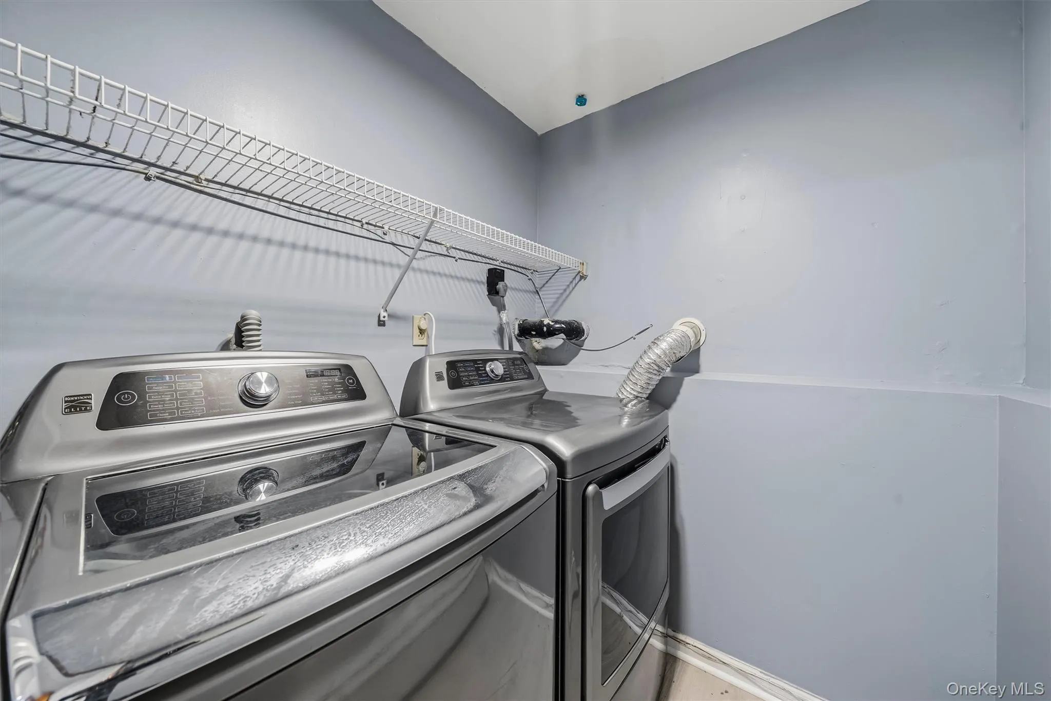 22 Mayer Drive, Middletown, NY, 2 Bedrooms Bedrooms, 6 Rooms Rooms,2 BathroomsBathrooms,Residential,For Rent,Mayer,0,1047462 22 Mayer Drive, Middletown, NY, 2 Bedrooms Bedrooms, 6 Rooms Rooms,2 BathroomsBathrooms,Residential,For Rent,Mayer,0,1047462