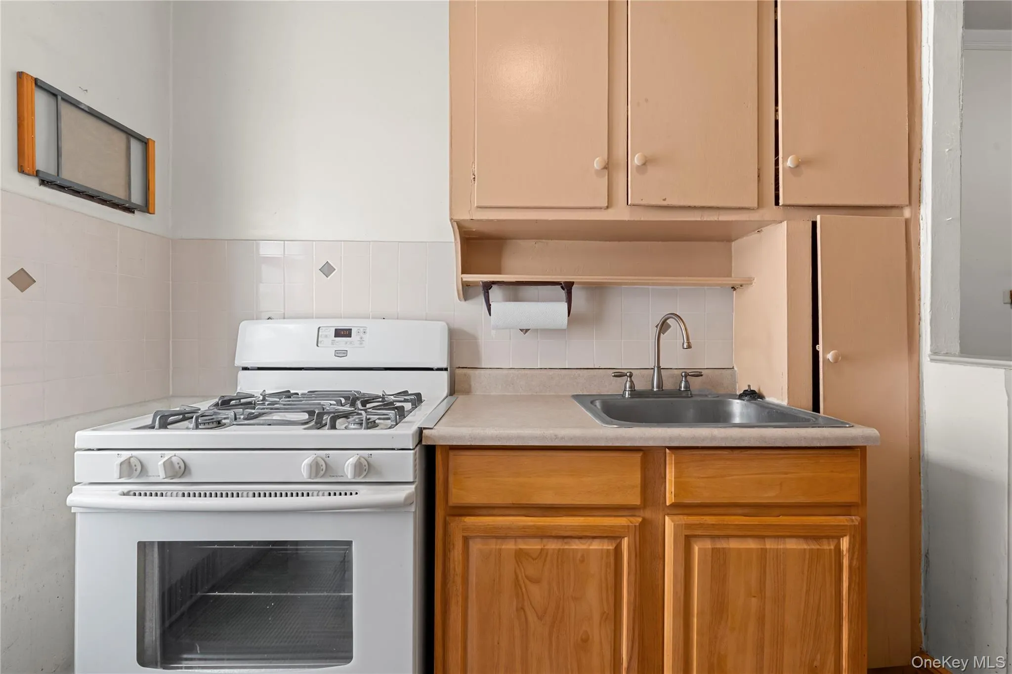 44-10 Ketcham Street, New York, NY, 1 Bedroom Bedrooms, 4 Rooms Rooms,1 BathroomBathrooms,Residential,For Rent,Ketcham,0,1047463 44-10 Ketcham Street, New York, NY, 1 Bedroom Bedrooms, 4 Rooms Rooms,1 BathroomBathrooms,Residential,For Rent,Ketcham,0,1047463